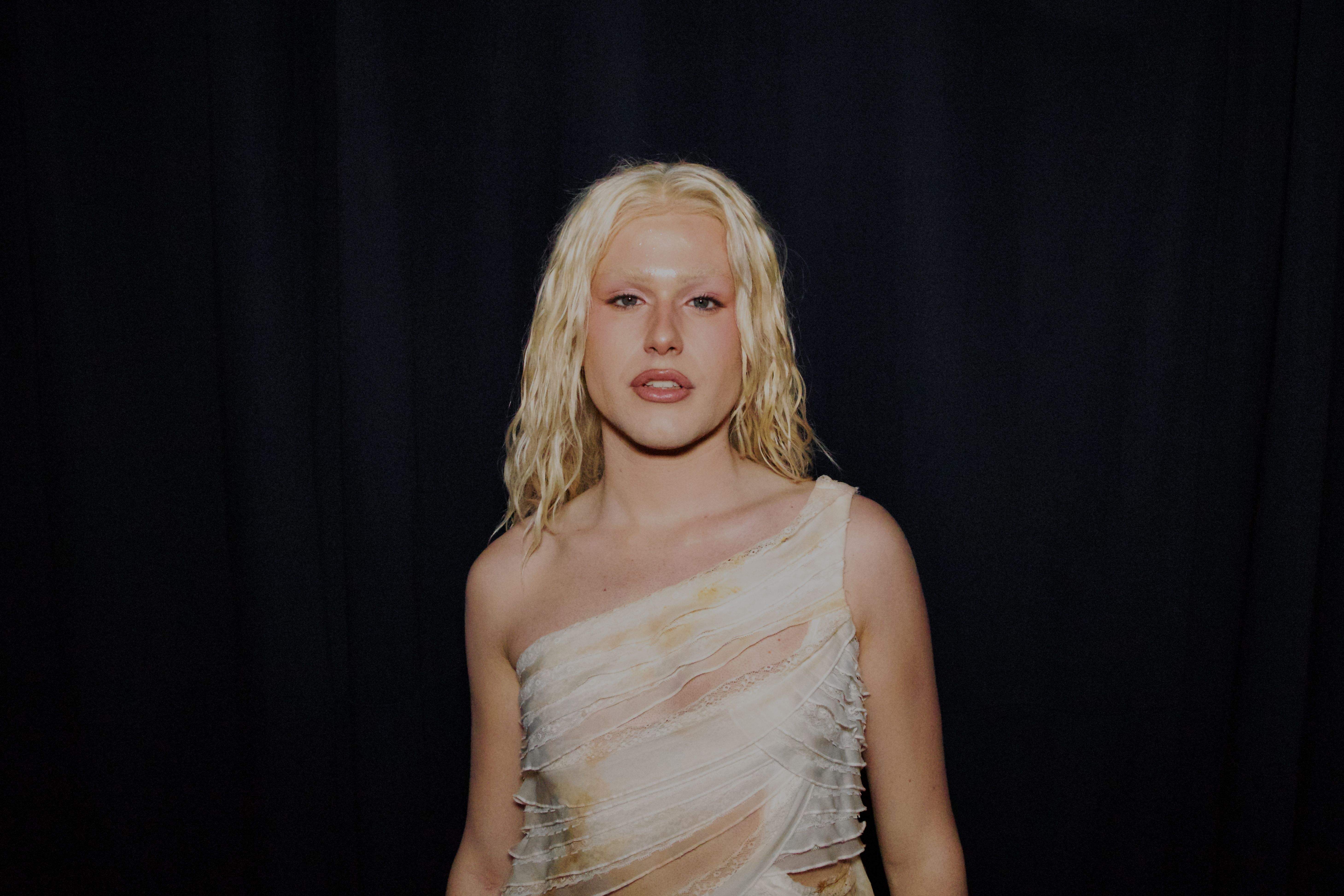 La cantant catalana, Llum.