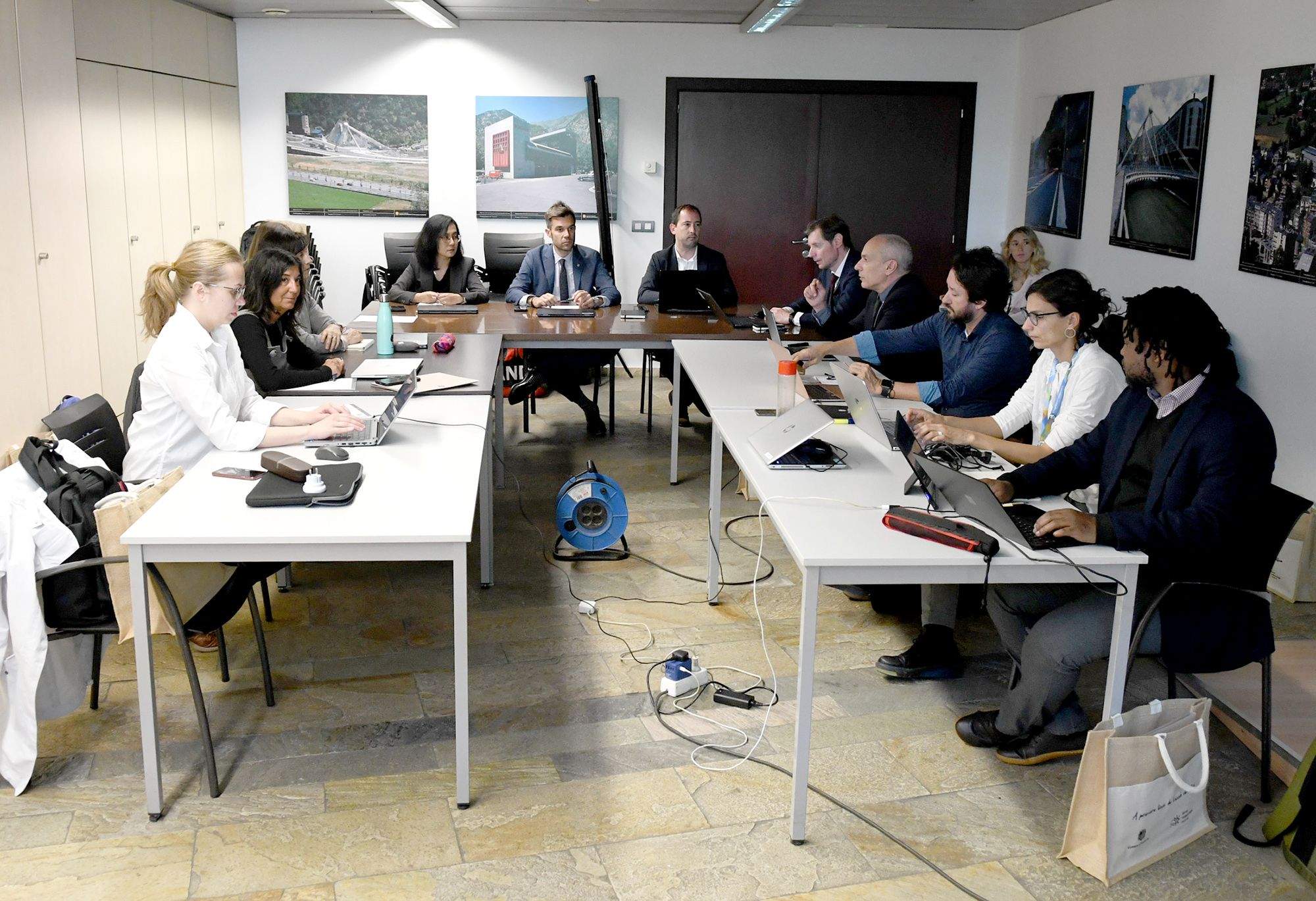 La delegació reunida aquest matí amb Forné i Miquel.