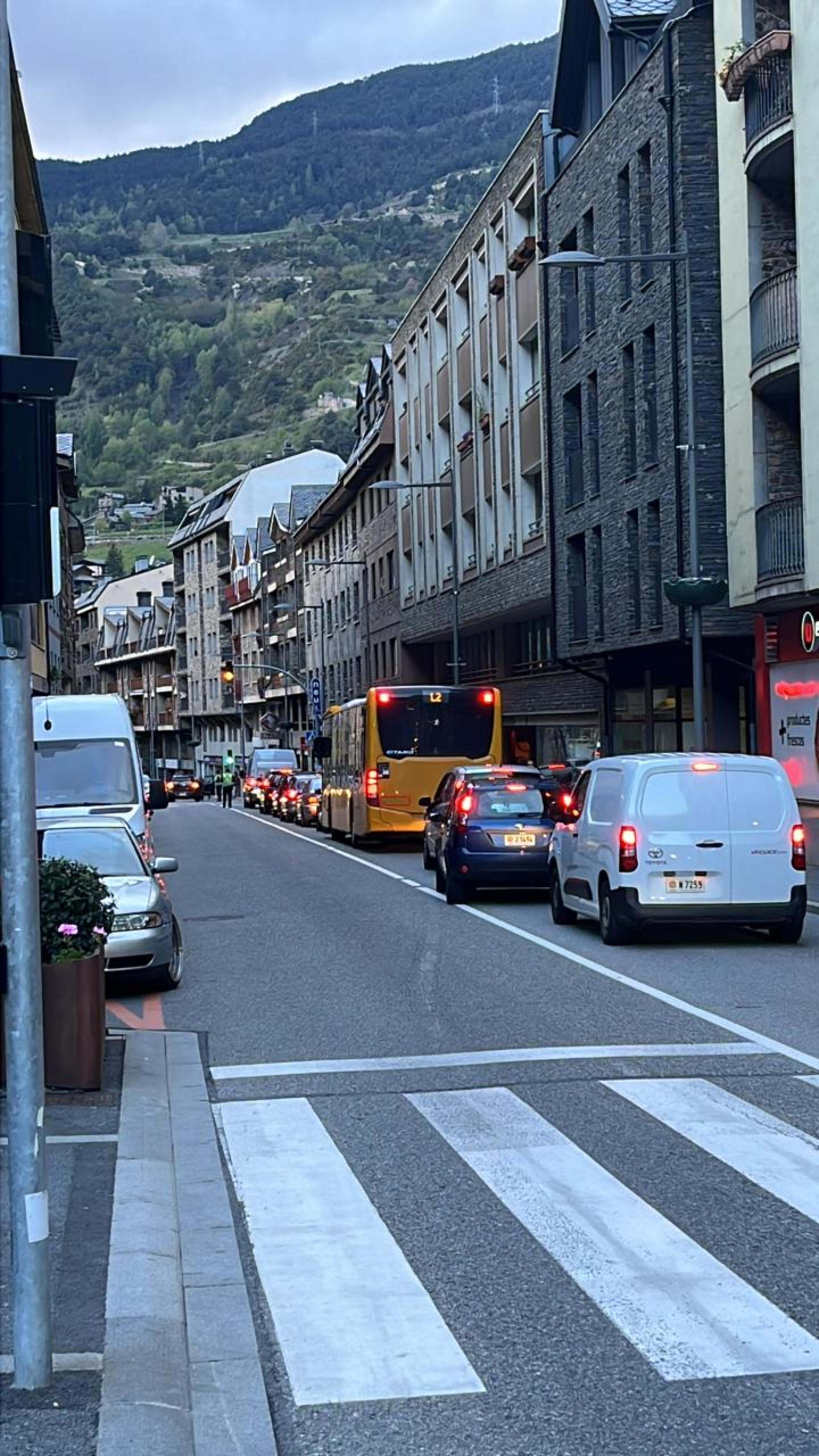 Retenció a l'avinguda Joan Martí.