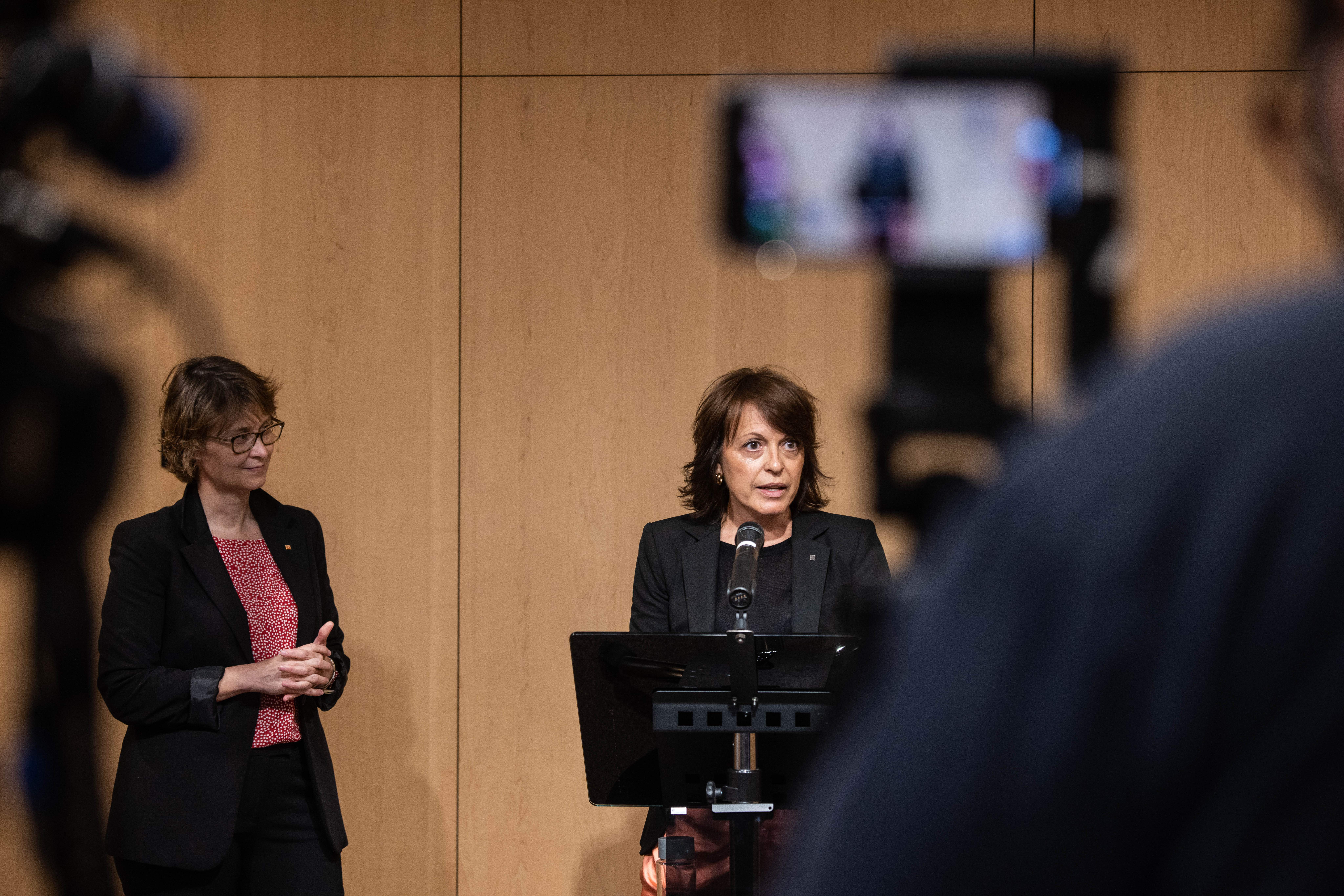 Meritxell Serret i Anna Vives el dia de la presentació de la delegada.