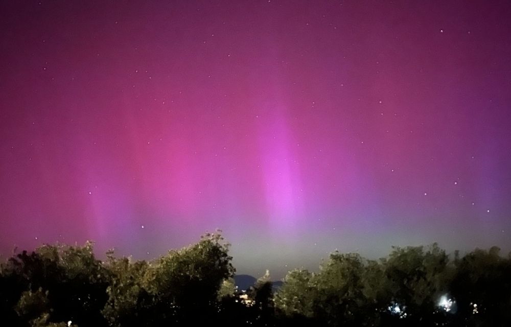 L'aurora de la nit del 10 al 11 de maig vista des de Cardona - Crèdit: Montserrat Canal Quintana L'aurora de la nit del 10 al 11 de maig vista des de Cardona - Crèdit: Montserrat Canal Quintana