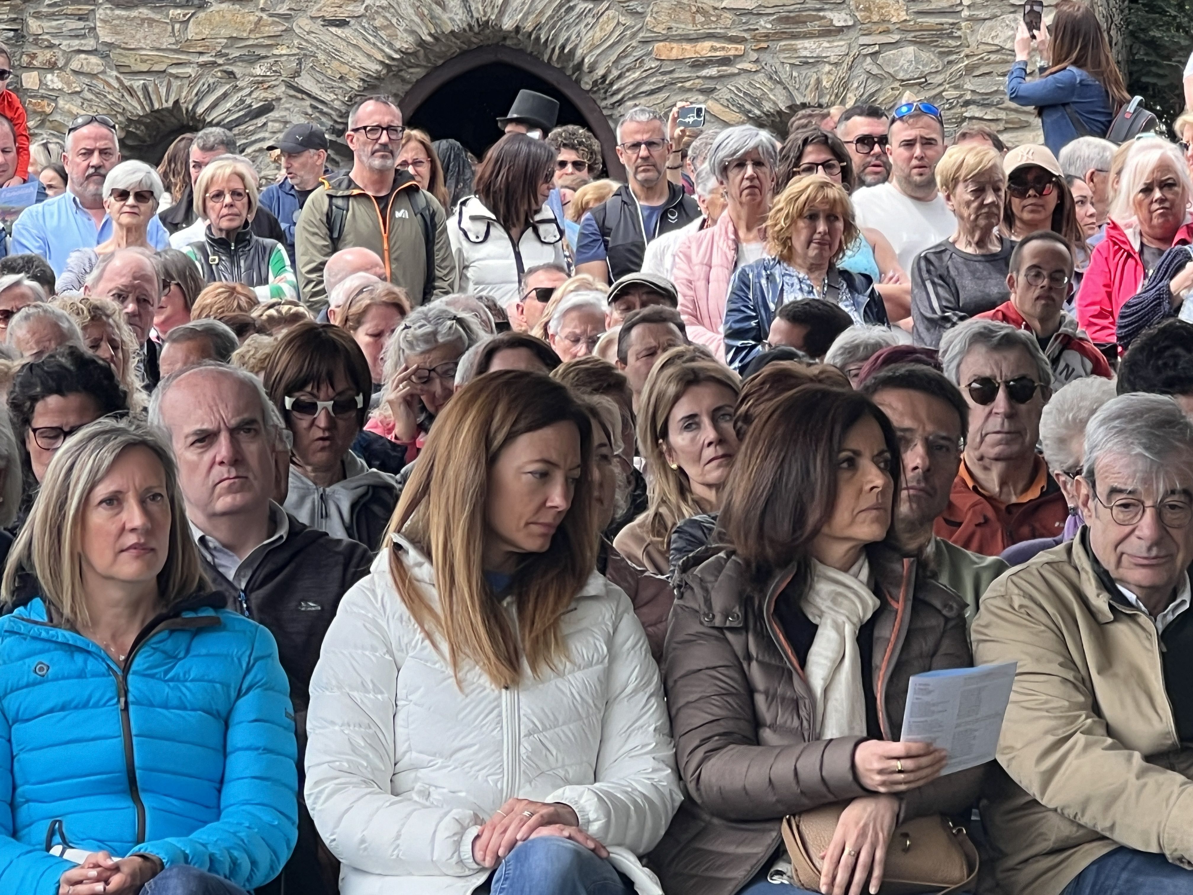 Primera filera d'autoritats. Primera filera d'autoritats.