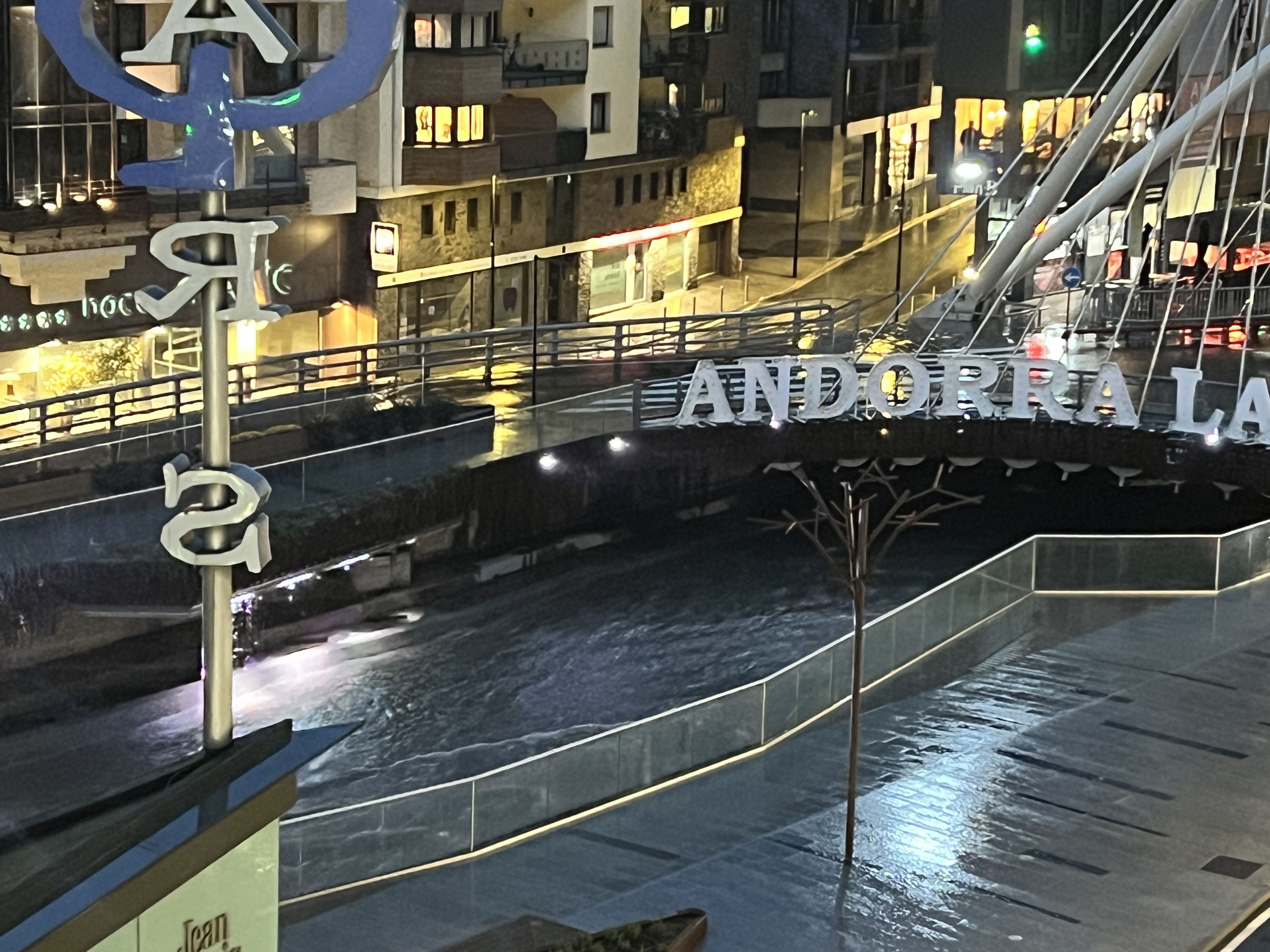 La nit que van començar a fallar les fonts va ser el 27 d'abril.