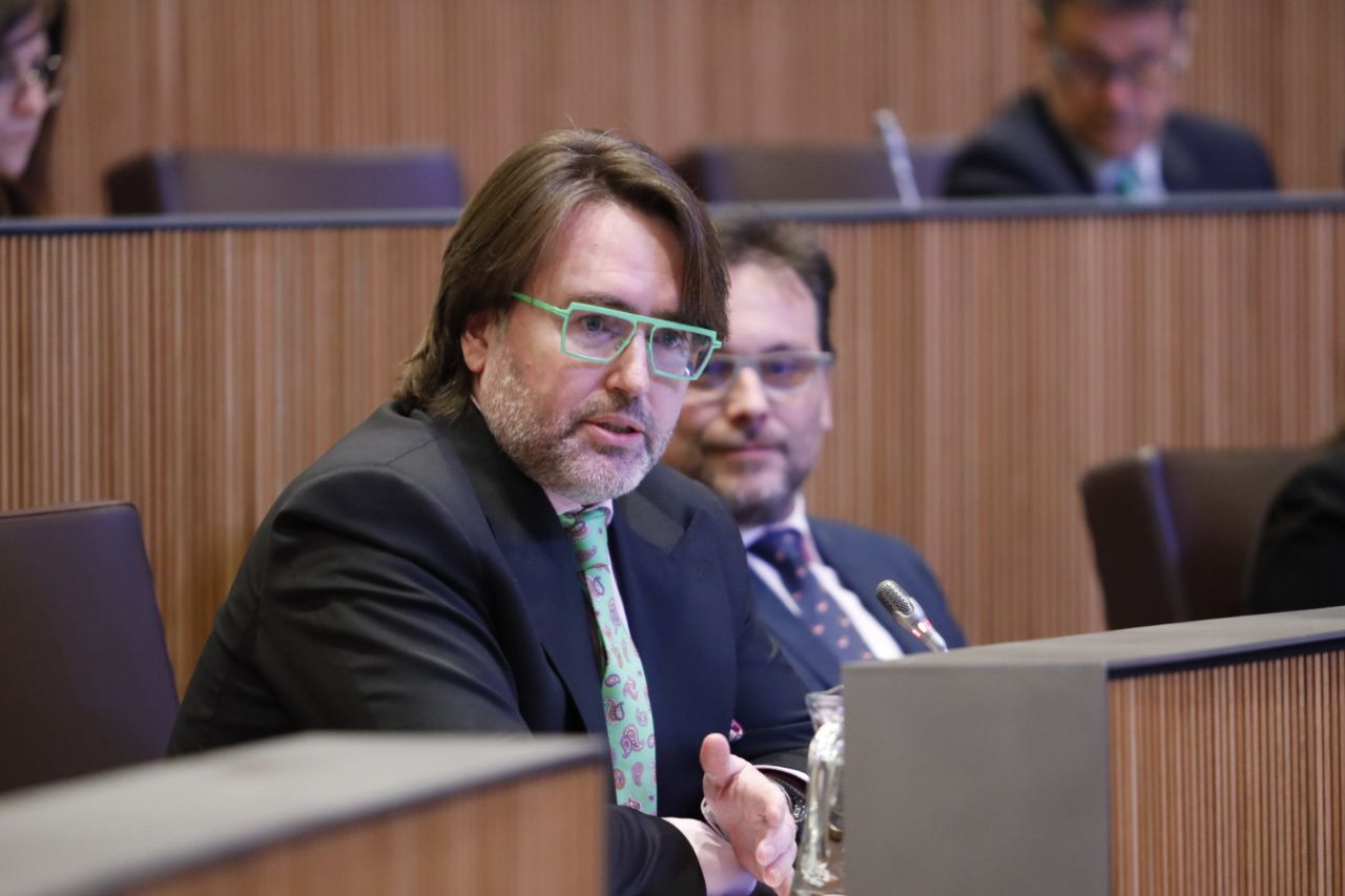 GEJhGcPWMAAMWyh GEJhGcPWMAAMWyh