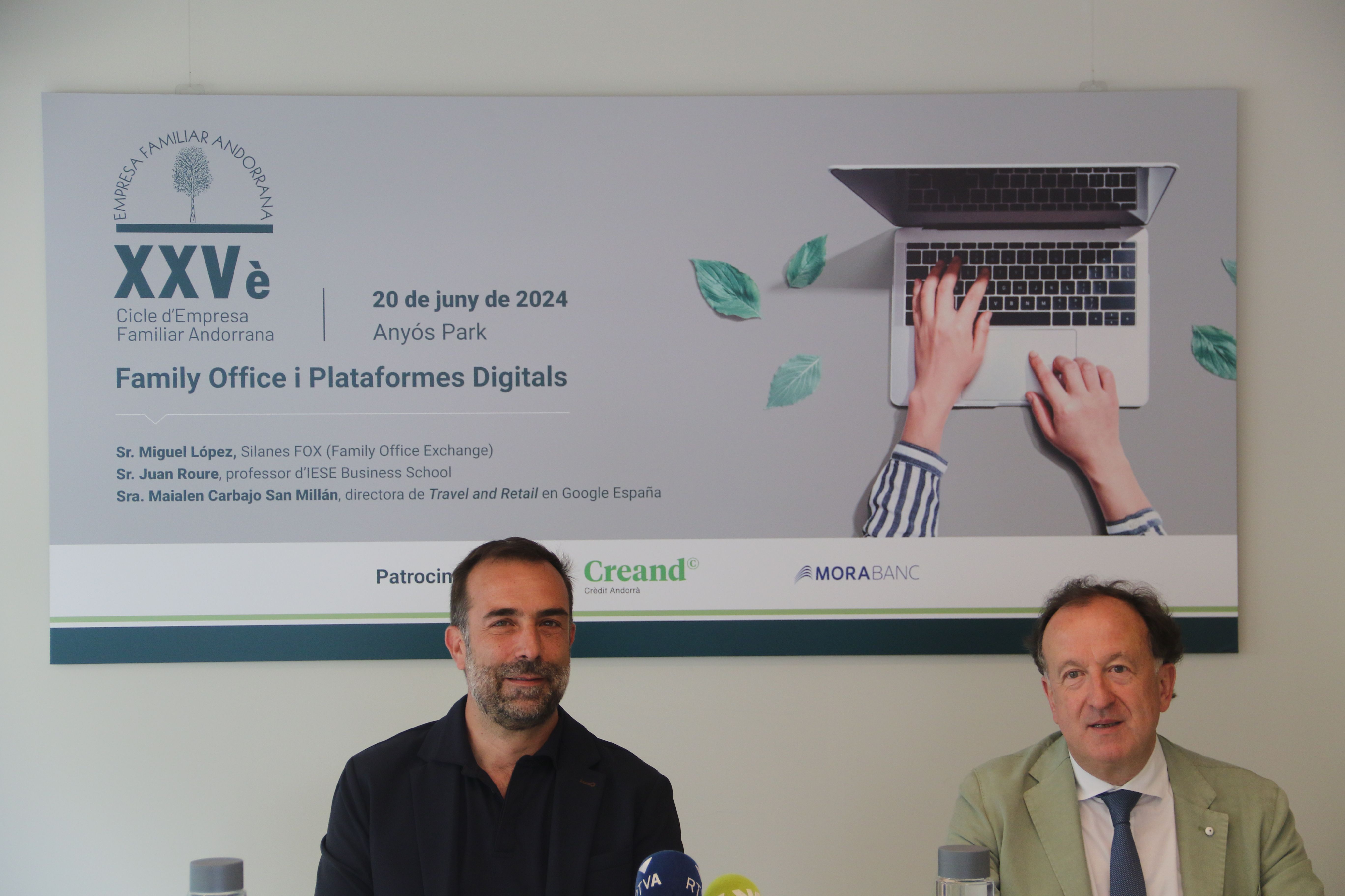 Daniel Armengol i Joan Tomàs durant la compareixença.