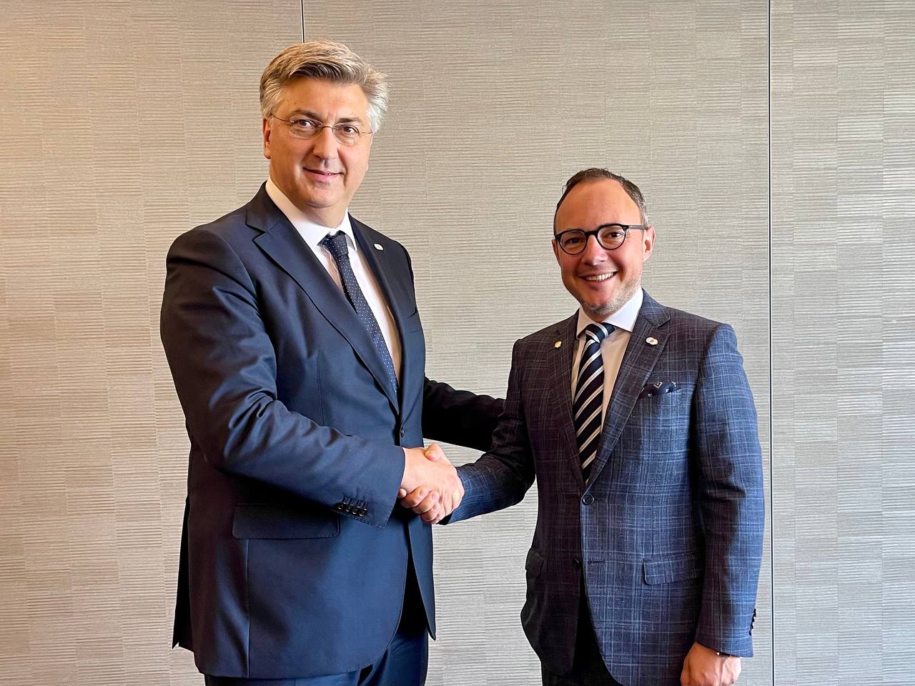 Xavier Espot amb el primer ministre de Croàcia, Andrej Plenković.