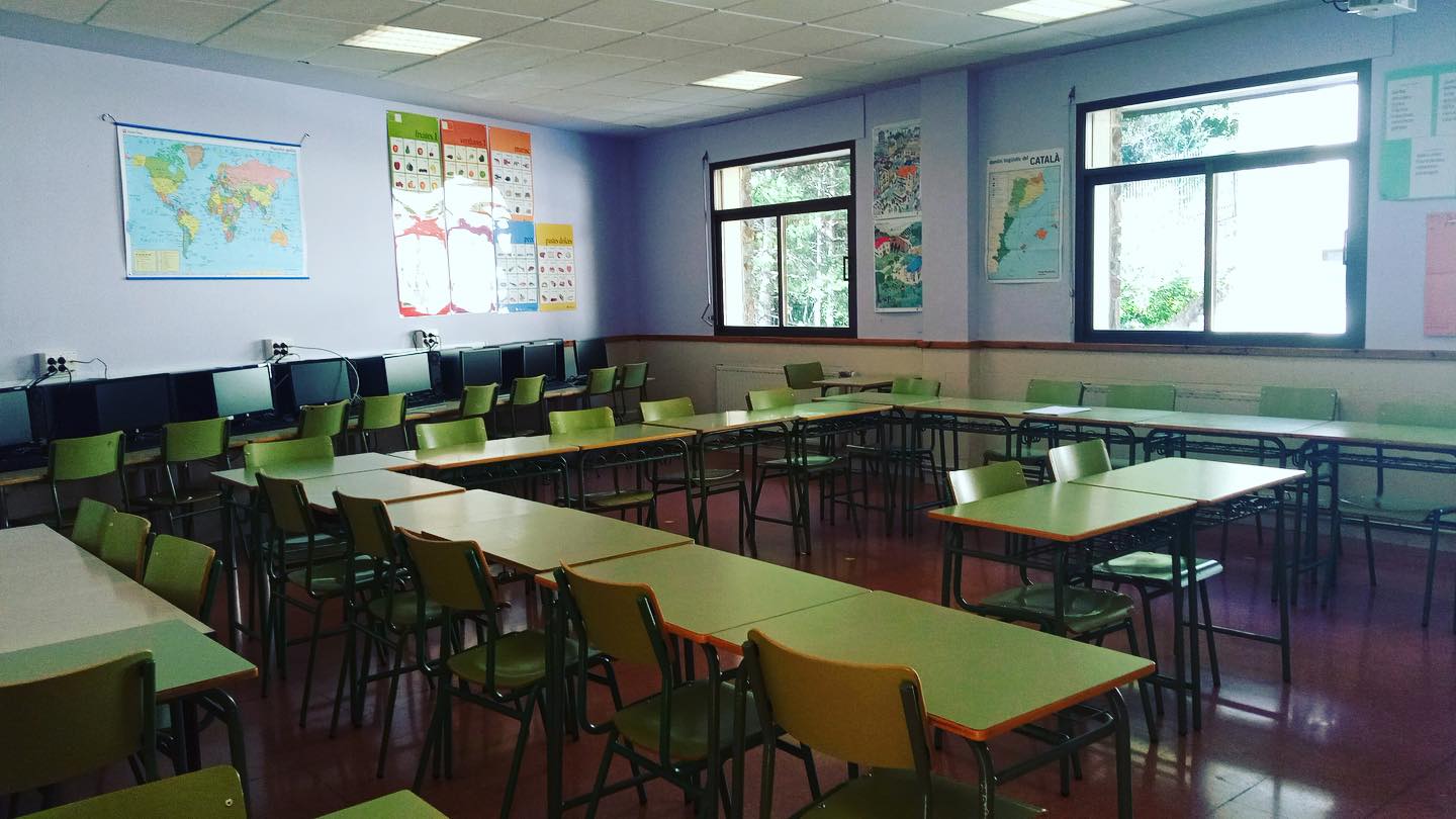 Les aules aquest divendres han quedat gairebé buides per la convocatòria de vaga.