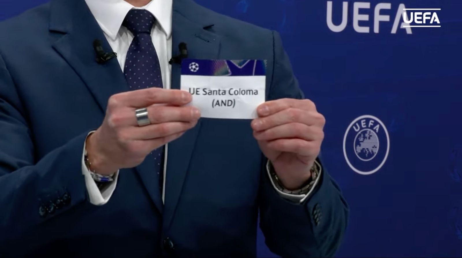 La UE Santa Coloma ha estat l'última bola en sortir.