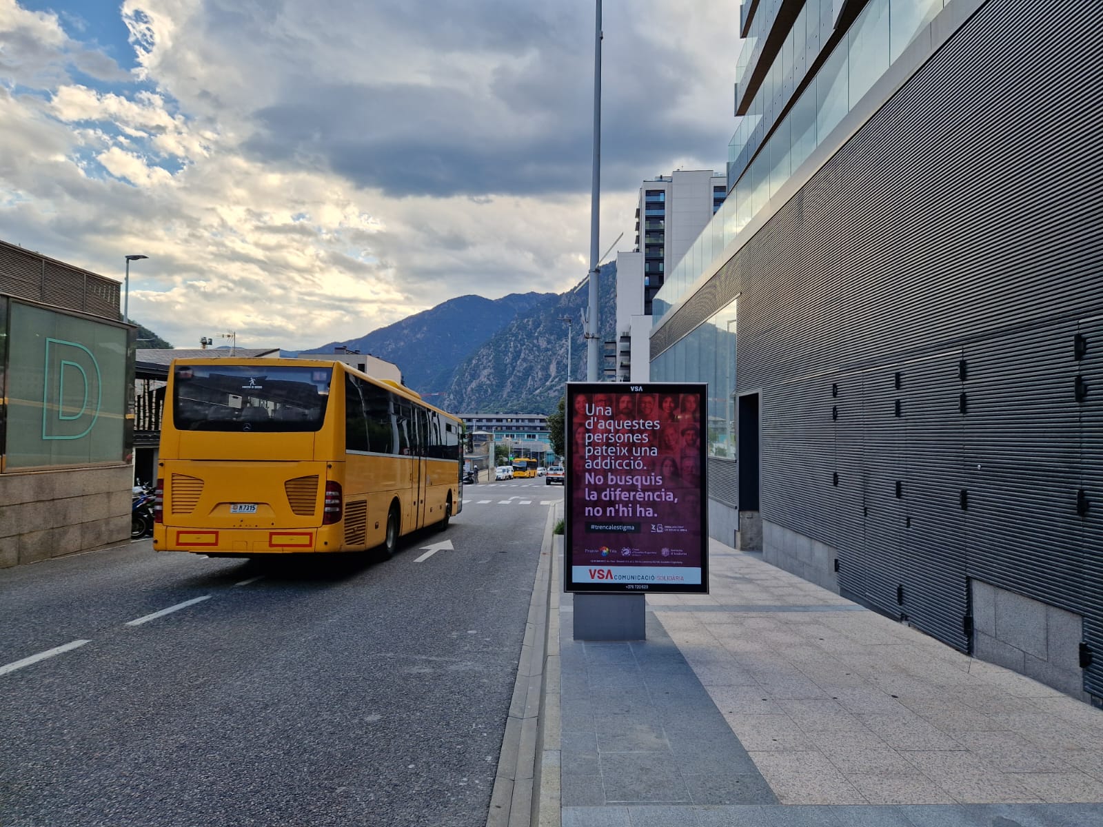 Un dels opis que mostren la campanya.
