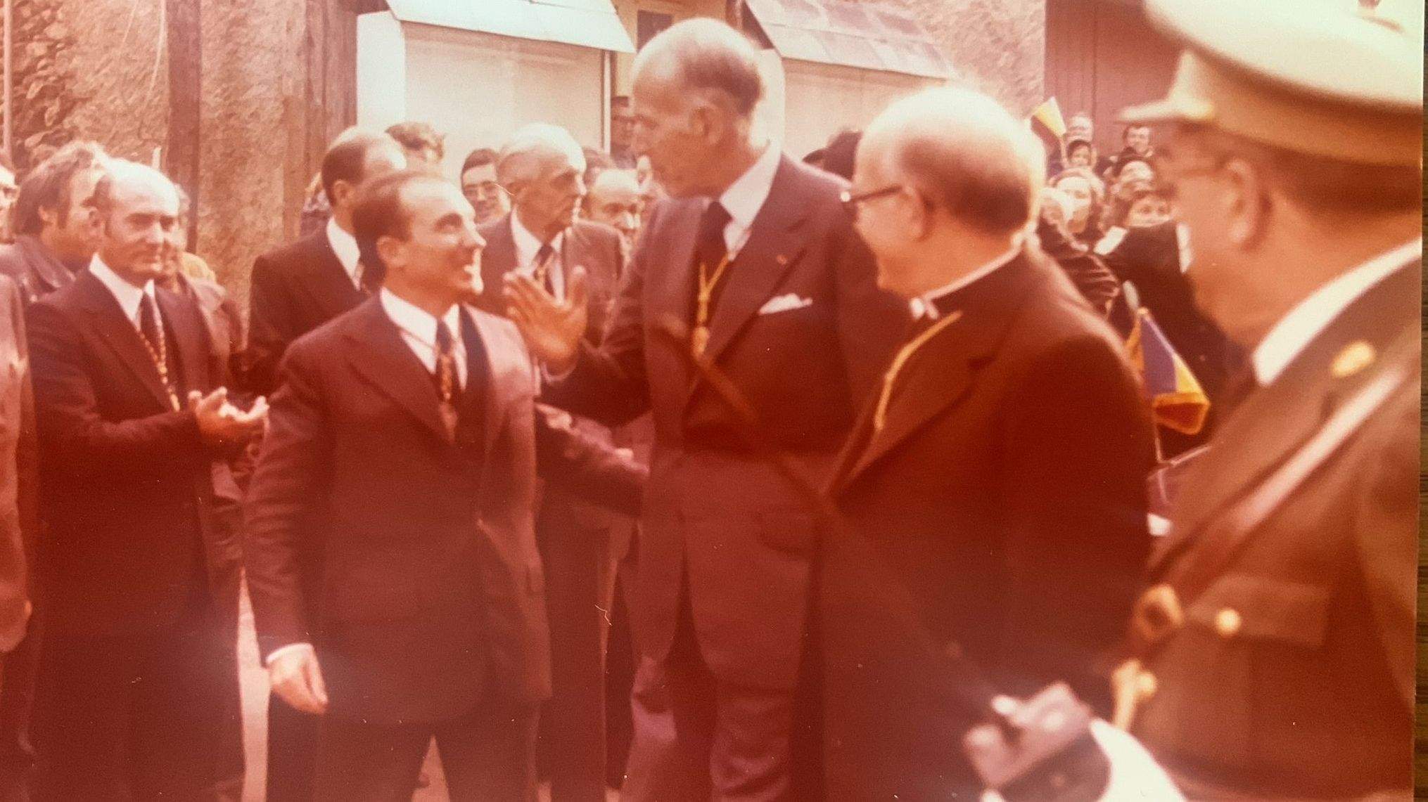 WhatsApp Image 2024 07 01 at 15.05.16 (1) WhatsApp Image 2024 07 01 at 15.05.16 (1)