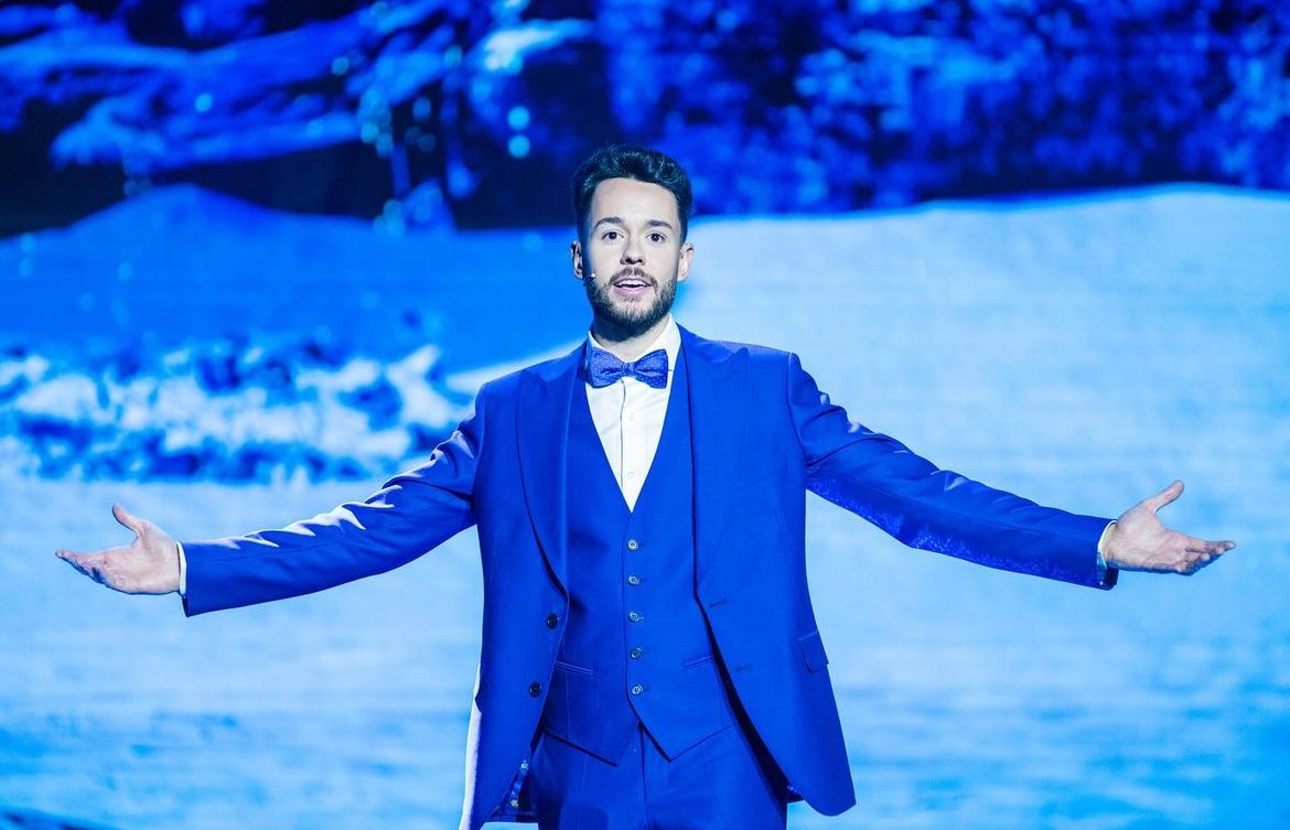 David Cánovas en el paper de 'TheGrefg' durant la gala dels premis Esland que va organitzar.