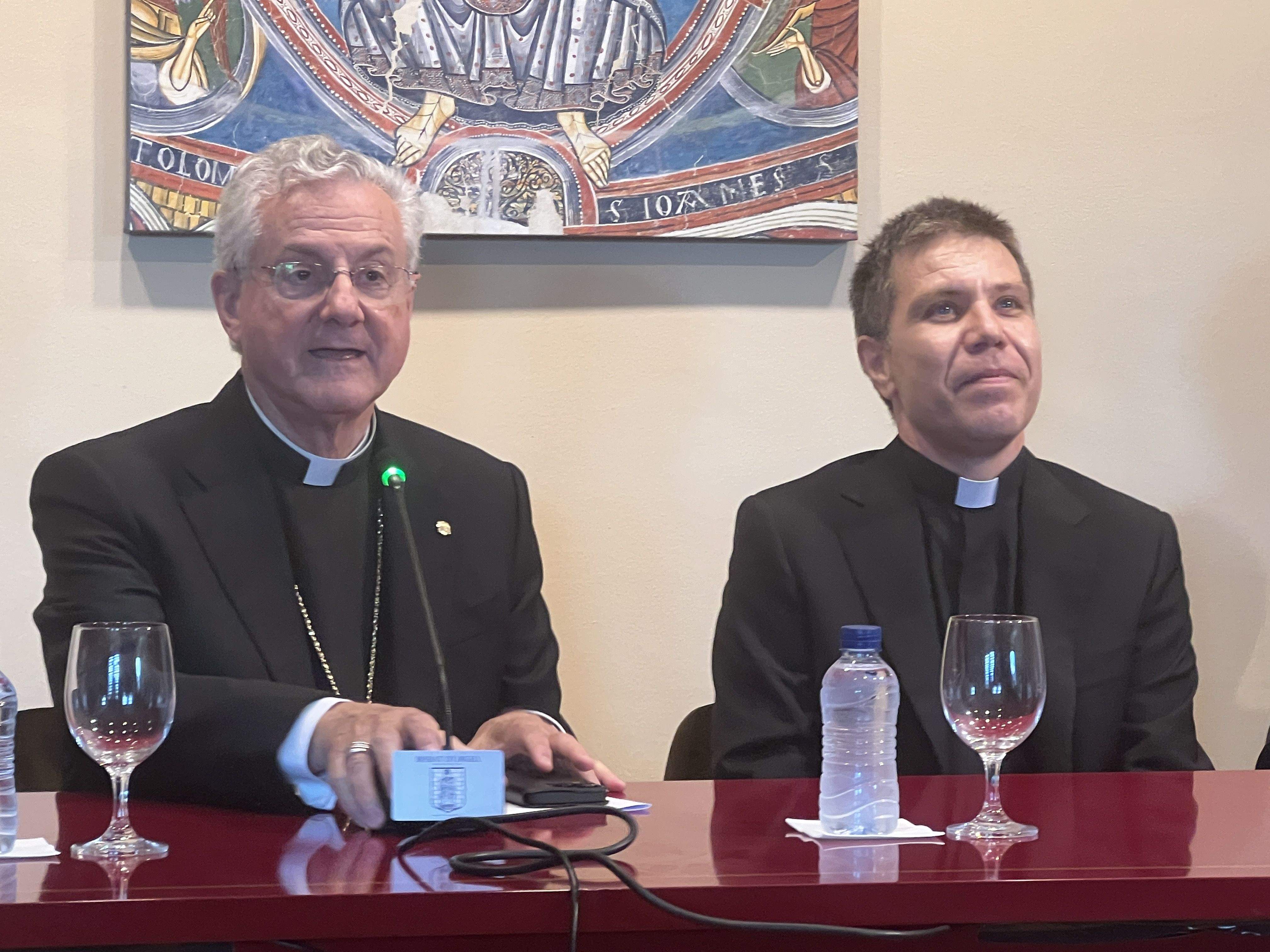 Joan-Enric Vives amb Josep-Lluís Serrano Pentinat divendres.