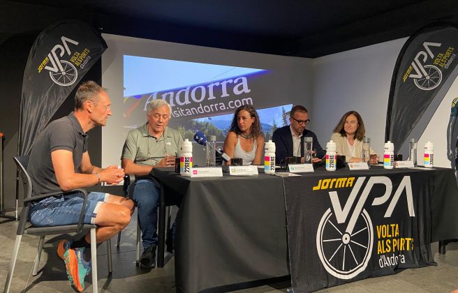 La roda de premsa s'ha celebrat al BiciLab del carrer Prat de la Creu. La roda de premsa s'ha celebrat al BiciLab del carrer Prat de la Creu.
