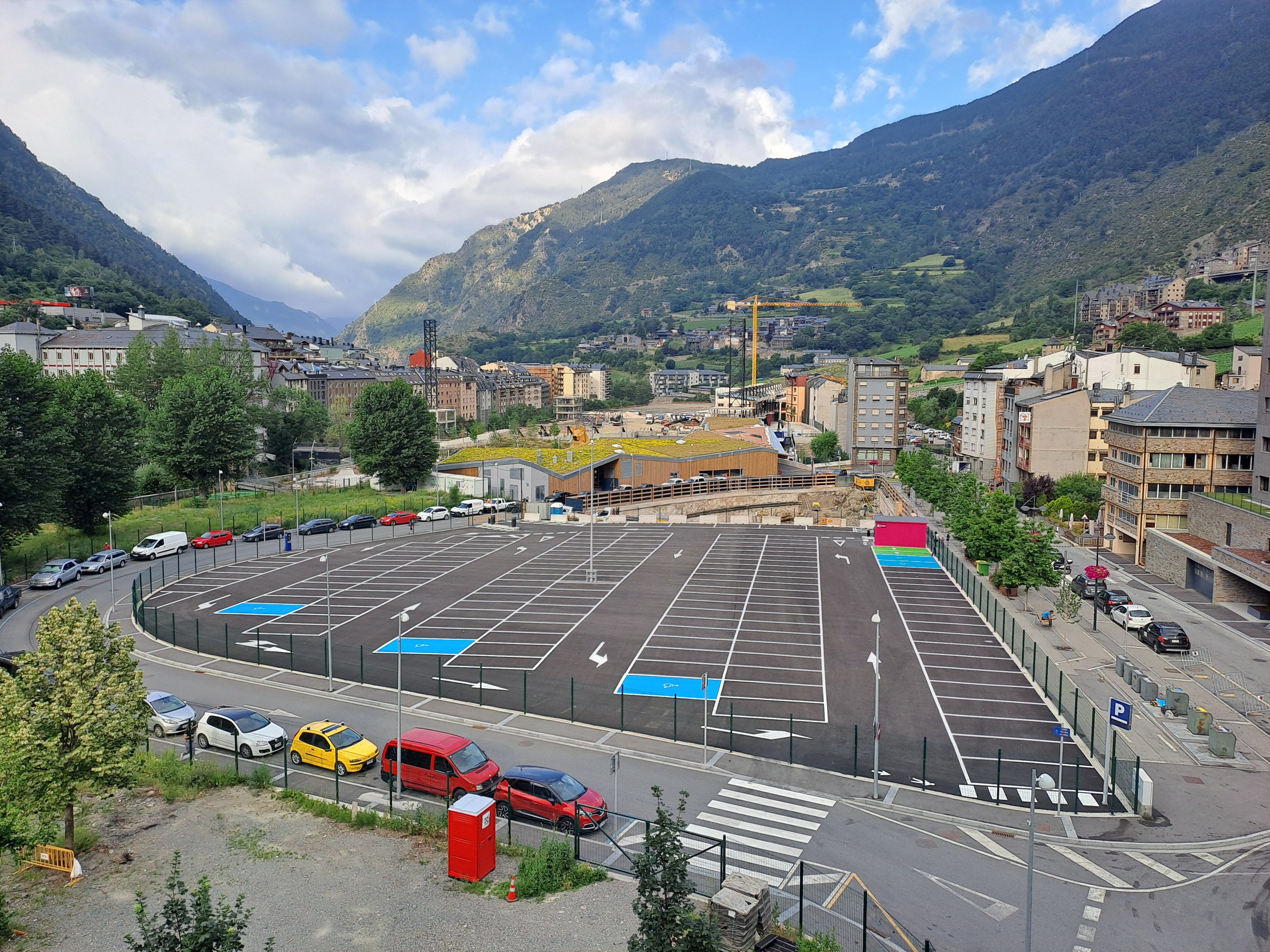 L'aparcament està gairebé enllestit per obrir.