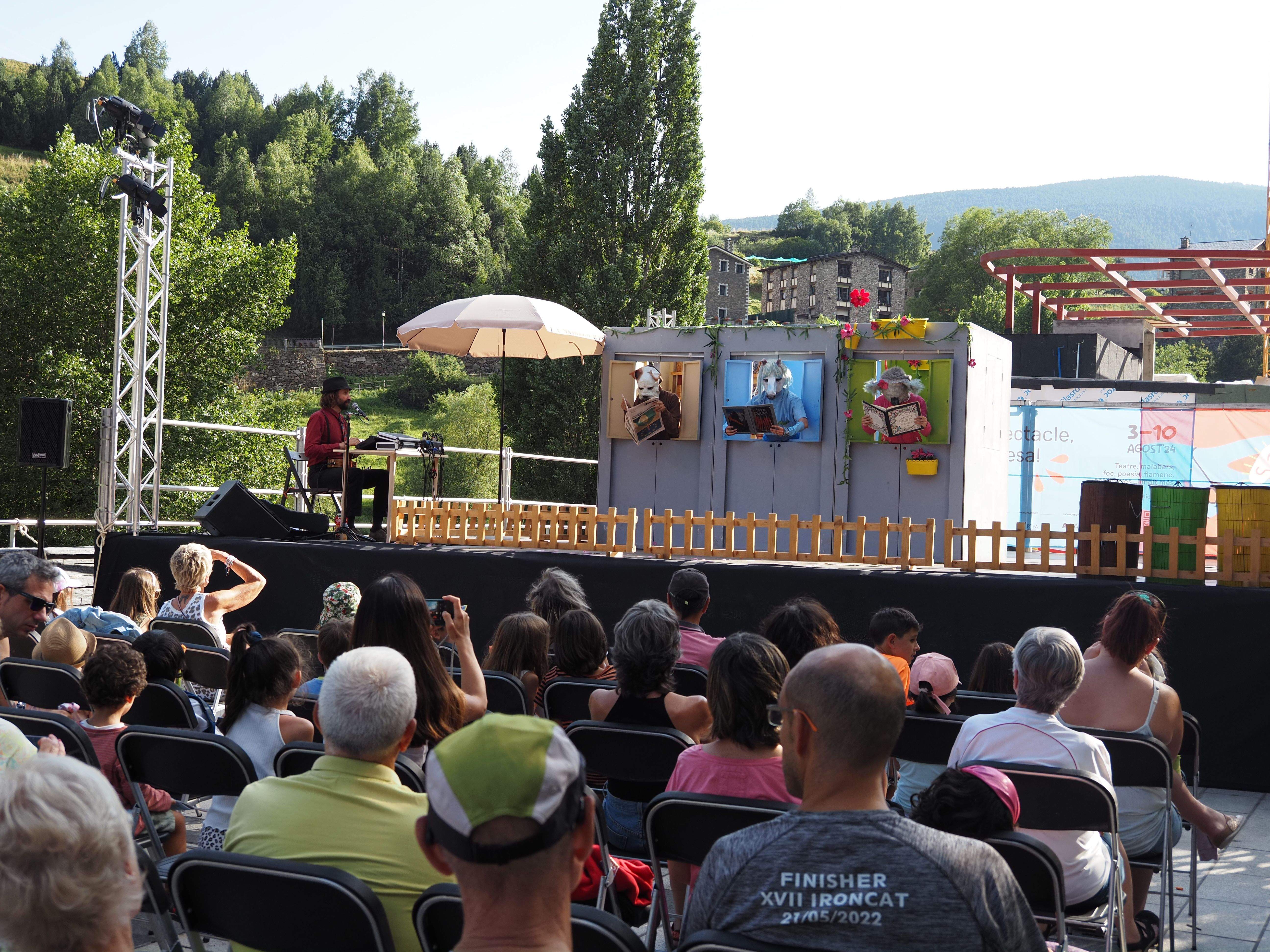 Un moment de l'espectacle 'Full House' al Canillo Escènic Arts.