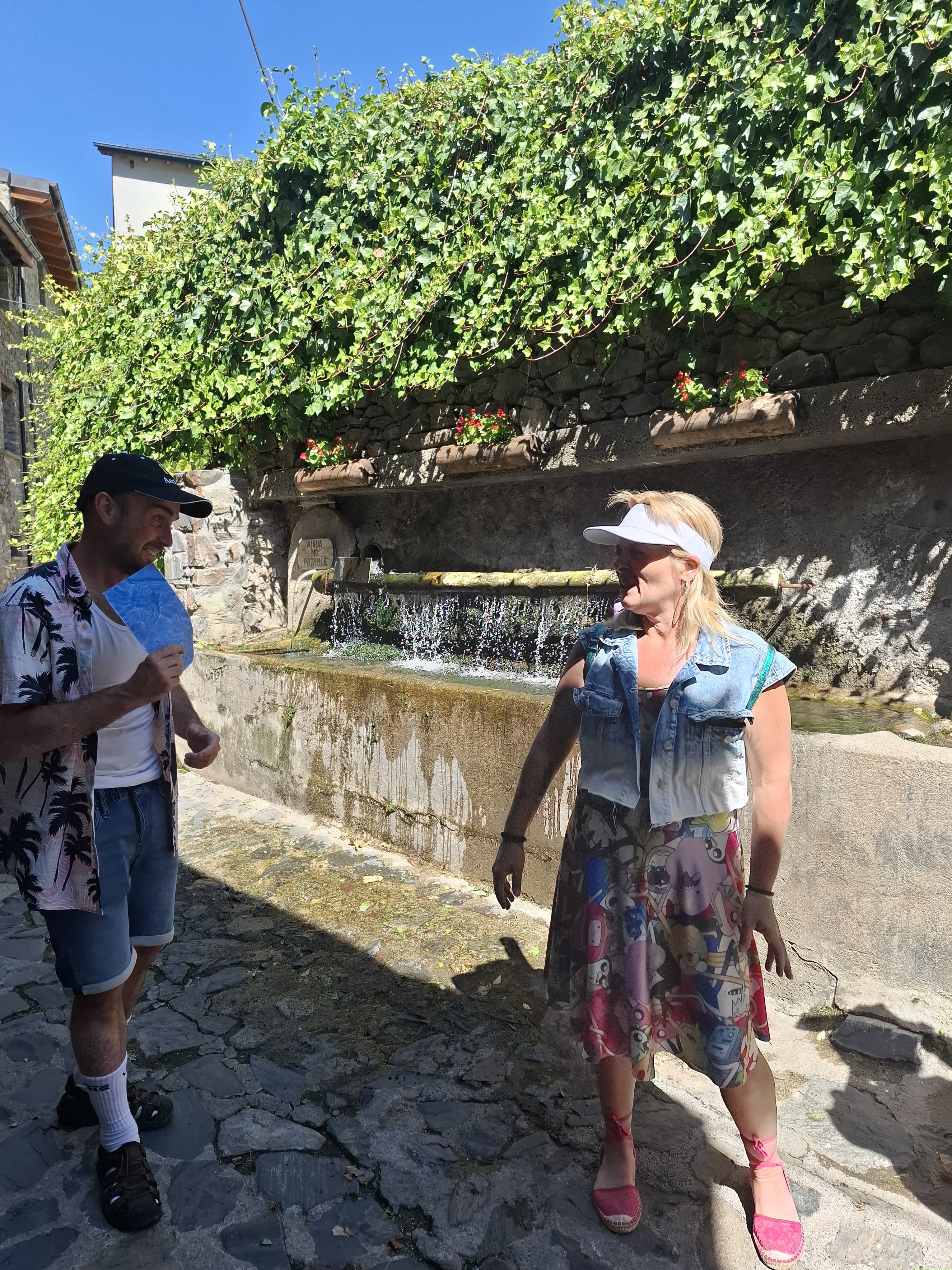 Una de les fonts presents a l'itinerari. Una de les fonts presents a l'itinerari.