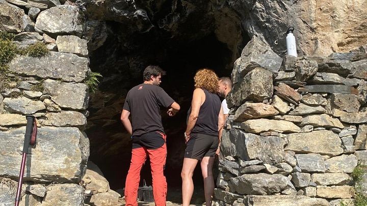 Entrada a la Canya dels Pujols. Entrada a la Canya dels Pujols.