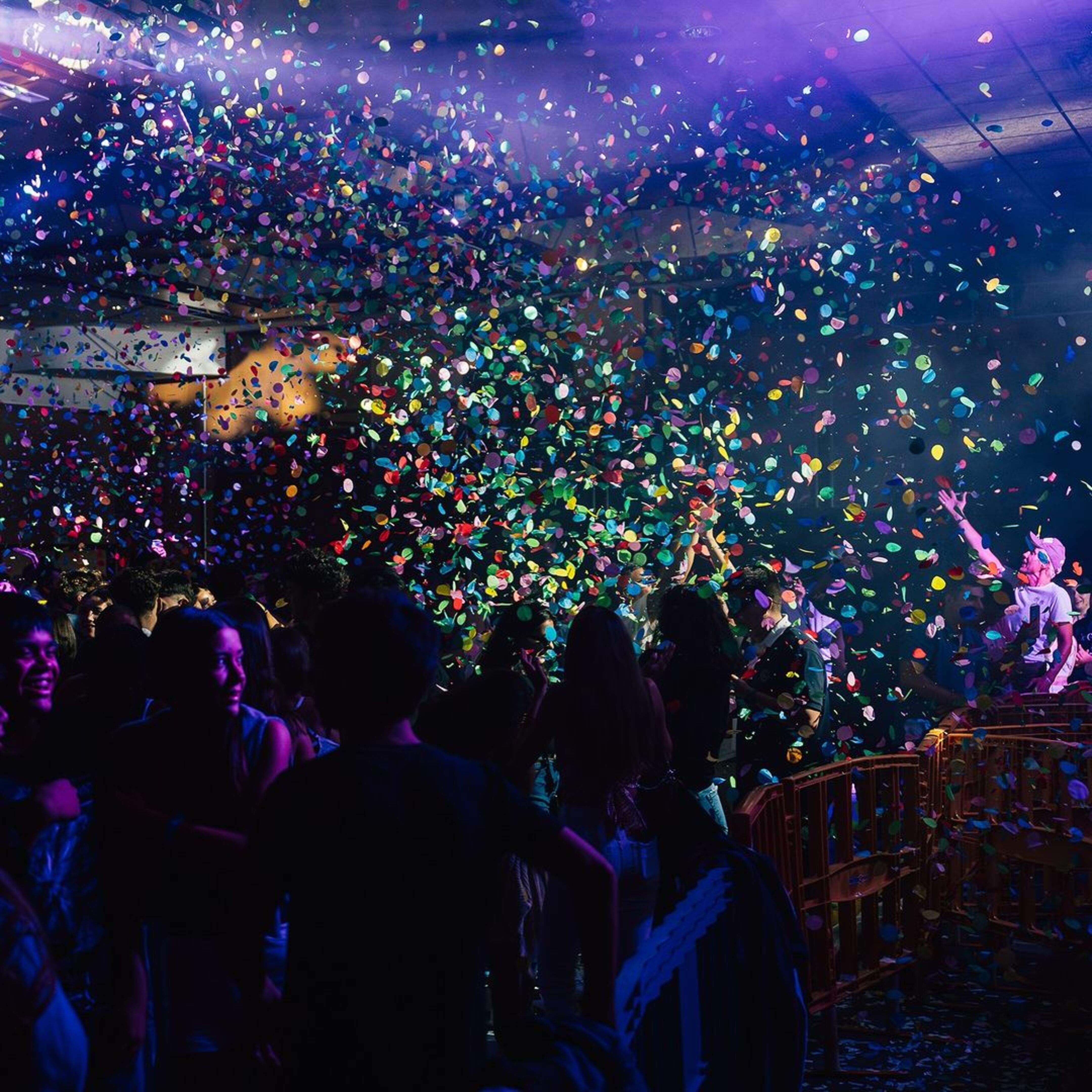 Confeti a la passada festa major d'Encamp.