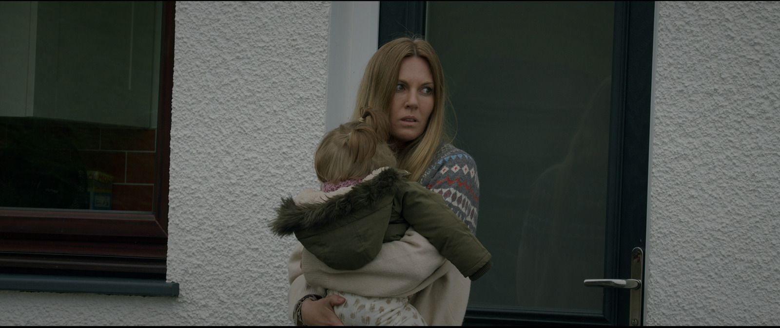 Elisabet Terri no deixa estar la seva filla, seriosa o bromista, en la pel·lícula (la imatge és d'un fotograma) o en la vida.