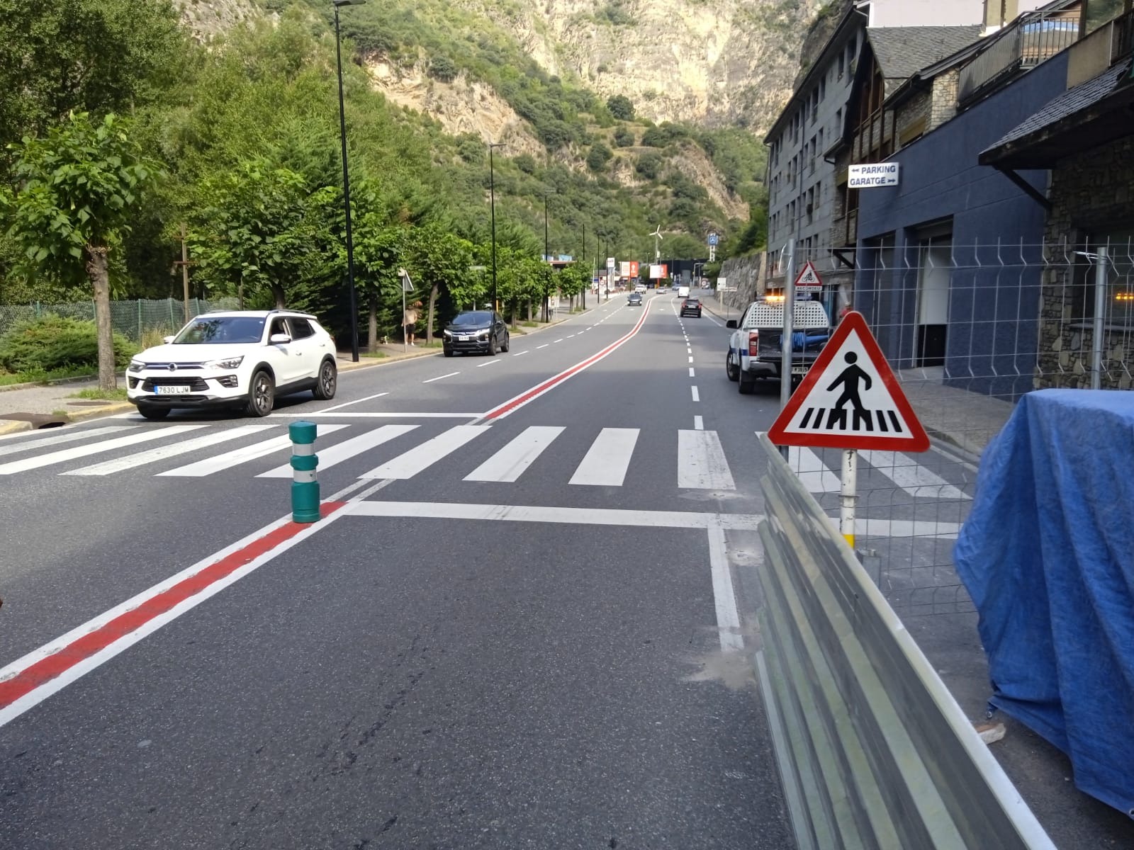 El pas de vianants on hi va haver un atropellament mortal a tocar d'Aixovall.