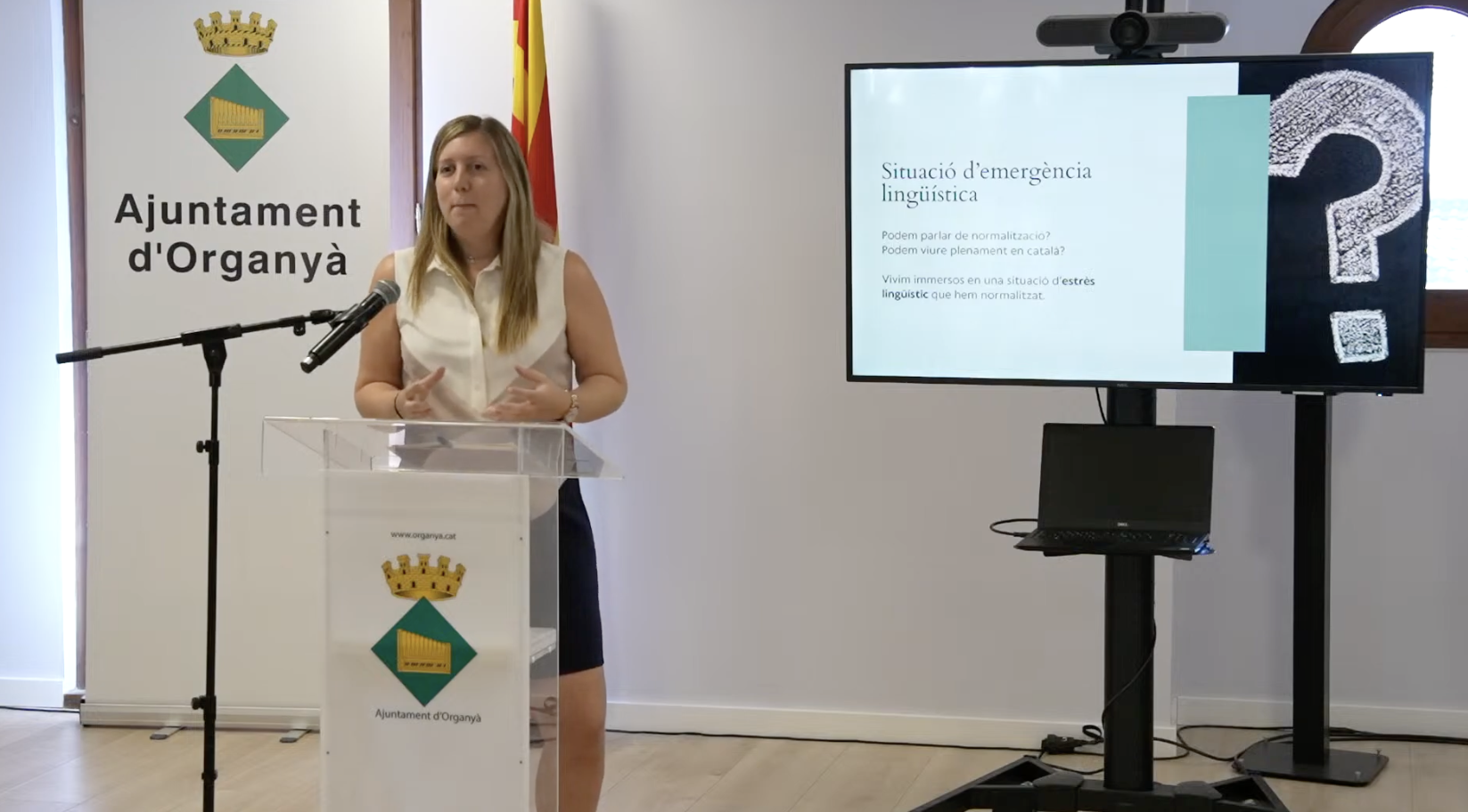 Maria Cucurull durant la seva intervenció en els actes paral·lels a la Fira del Llibre al Pirineu.