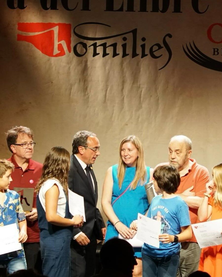 Ahir vam ser a la Fira del Llibre del Pirineu a Organyà, donant suport al sector editorial i als llibreters del nostre territori i descobrint les noves promeses de la literatura pirinenca en català #encatalàatotarreu #catalàsempre Ahir vam ser a la Fira del Llibre del Pirineu a Organyà, donant suport al sector editorial i als llibreters del nostre territori i descobrint les noves promeses de la literatura pirinenca en català #encatalàatotarreu #catalàsempre