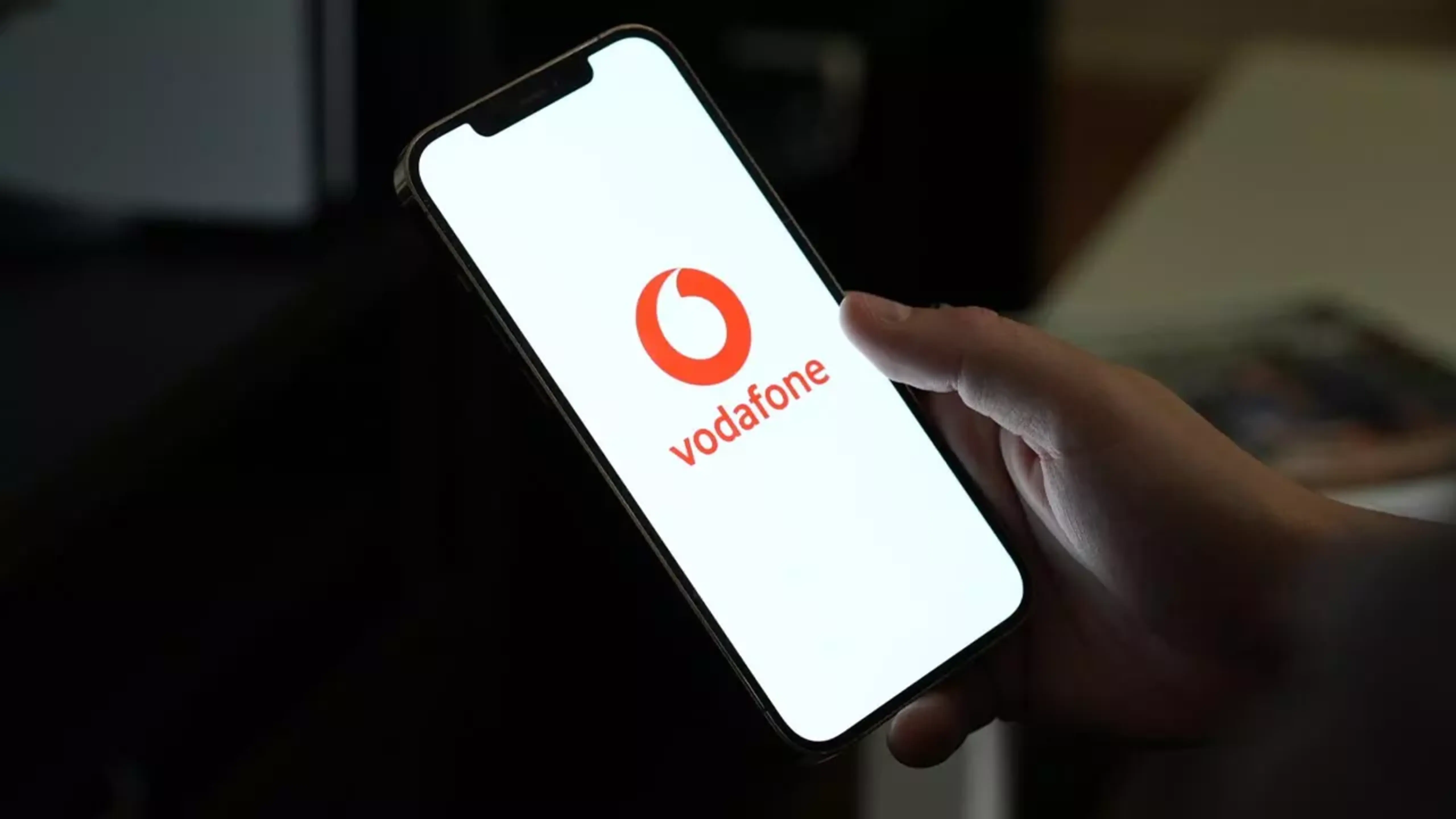 Un telèfon mòbil subscrit a la companyia Vodafone.