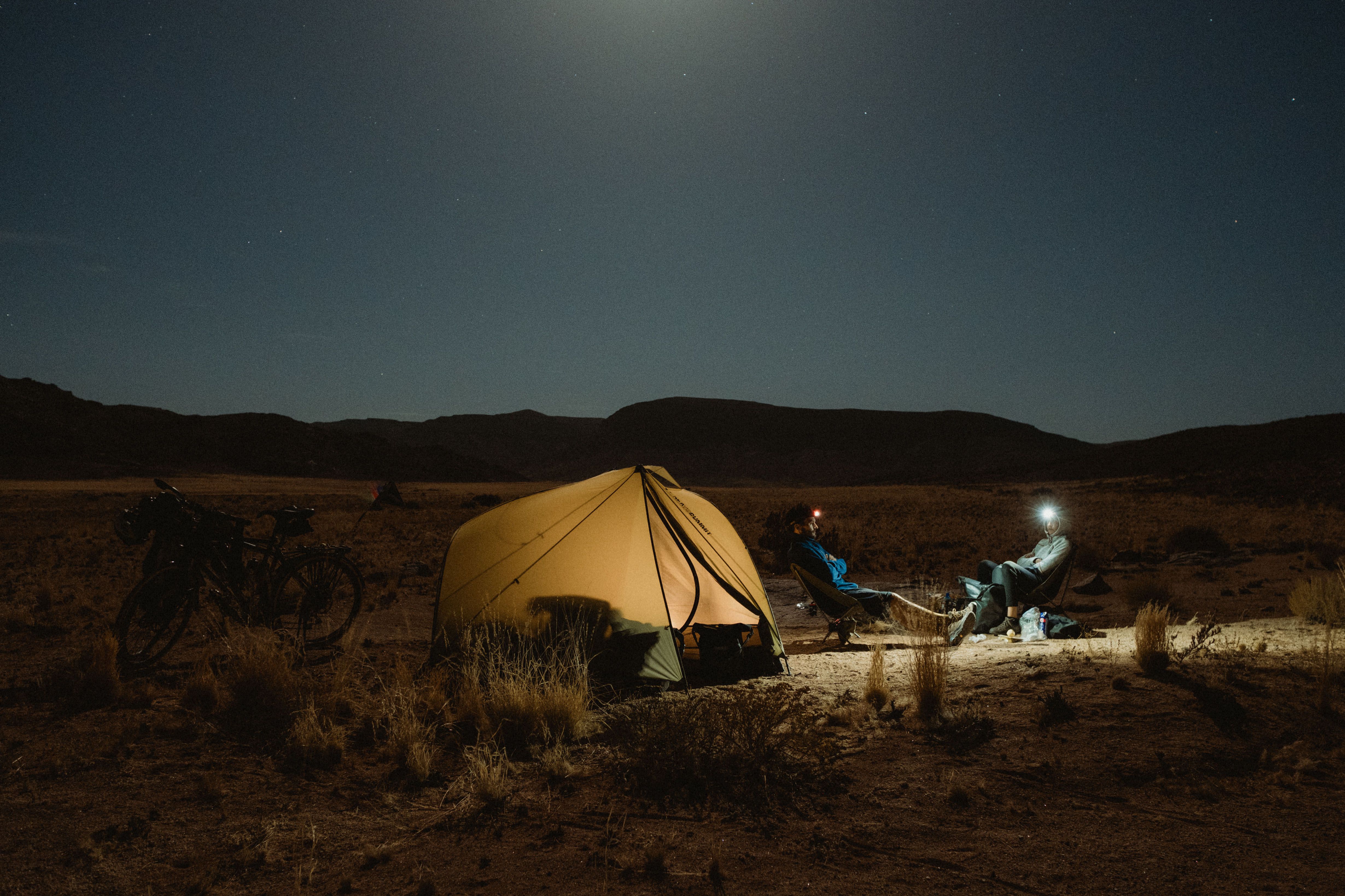 Un instant del trajecte pel continent africà dels membres del projecte solidari Karaban. Un instant del trajecte pel continent africà dels membres del projecte solidari Karaban.