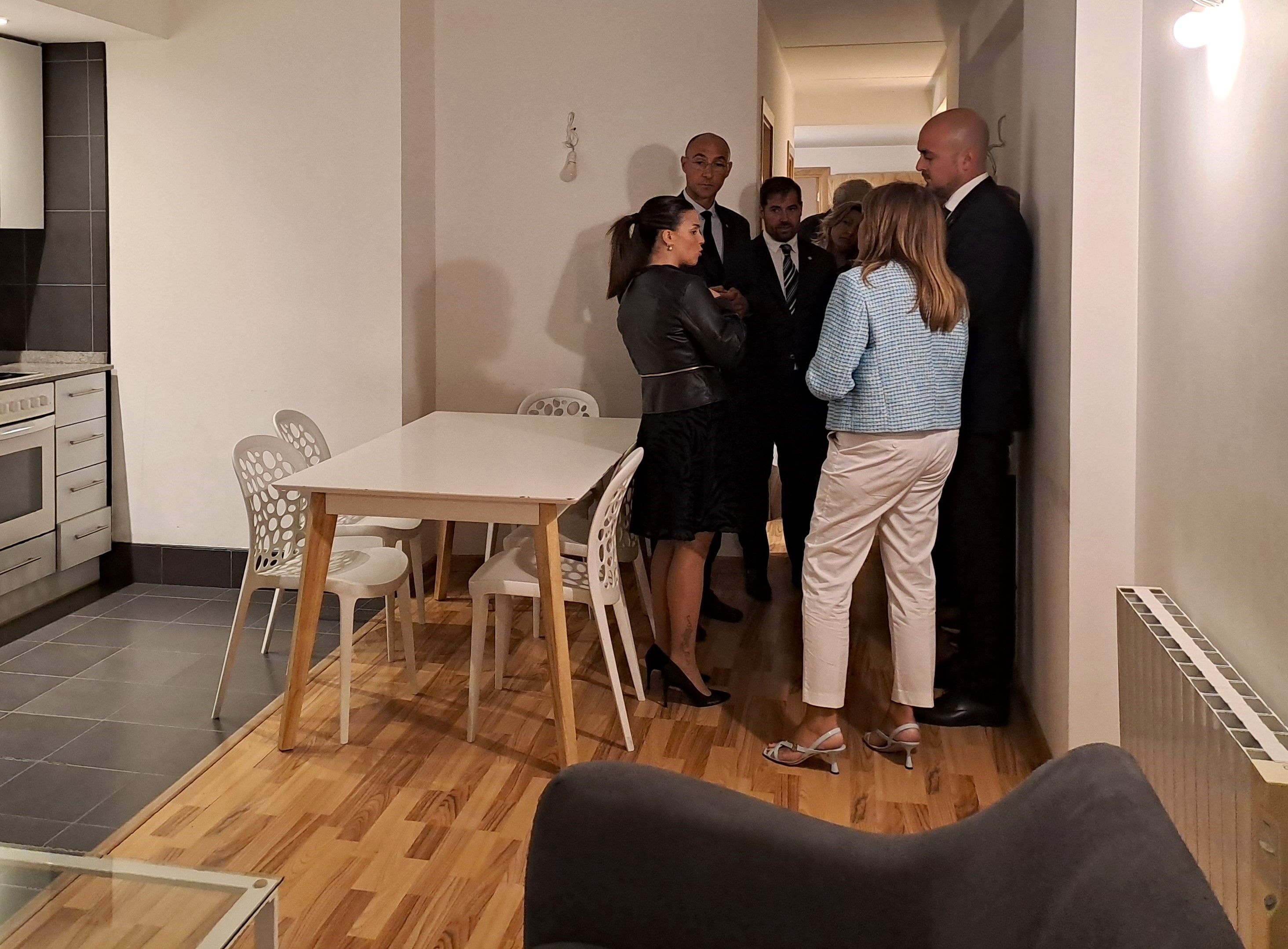 Un dels pisos de l'edifici de la Solana del Pas de la Casa.