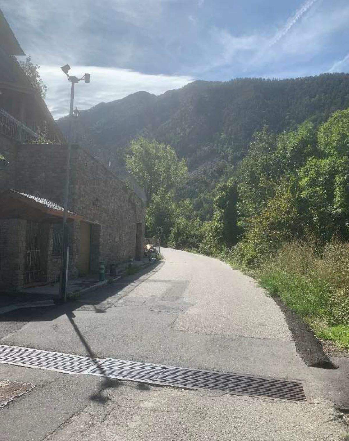 La zona per on ha de passar el futur vial cap a Can Noguer.