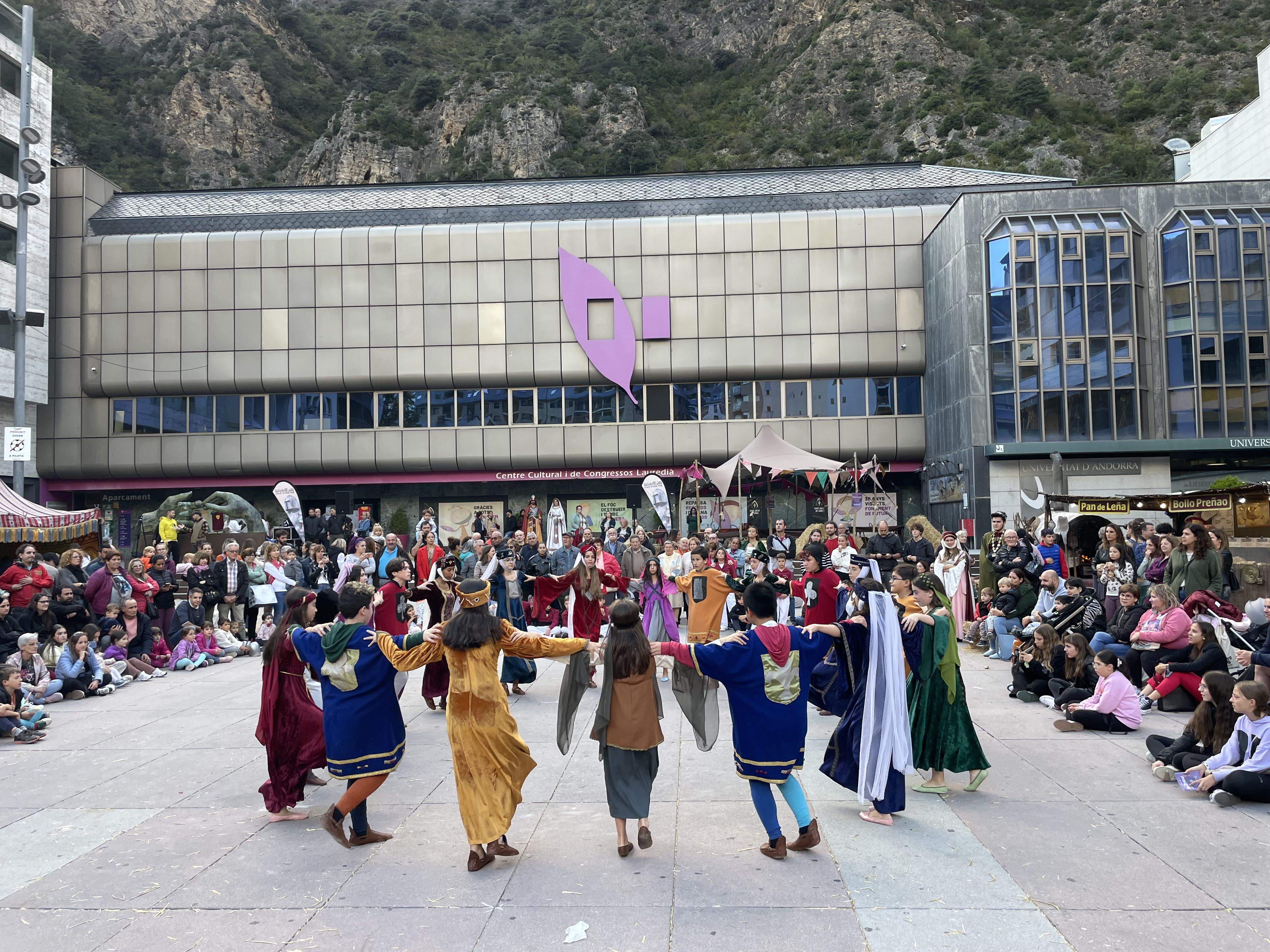 Arrencada de la Vila Medieval.