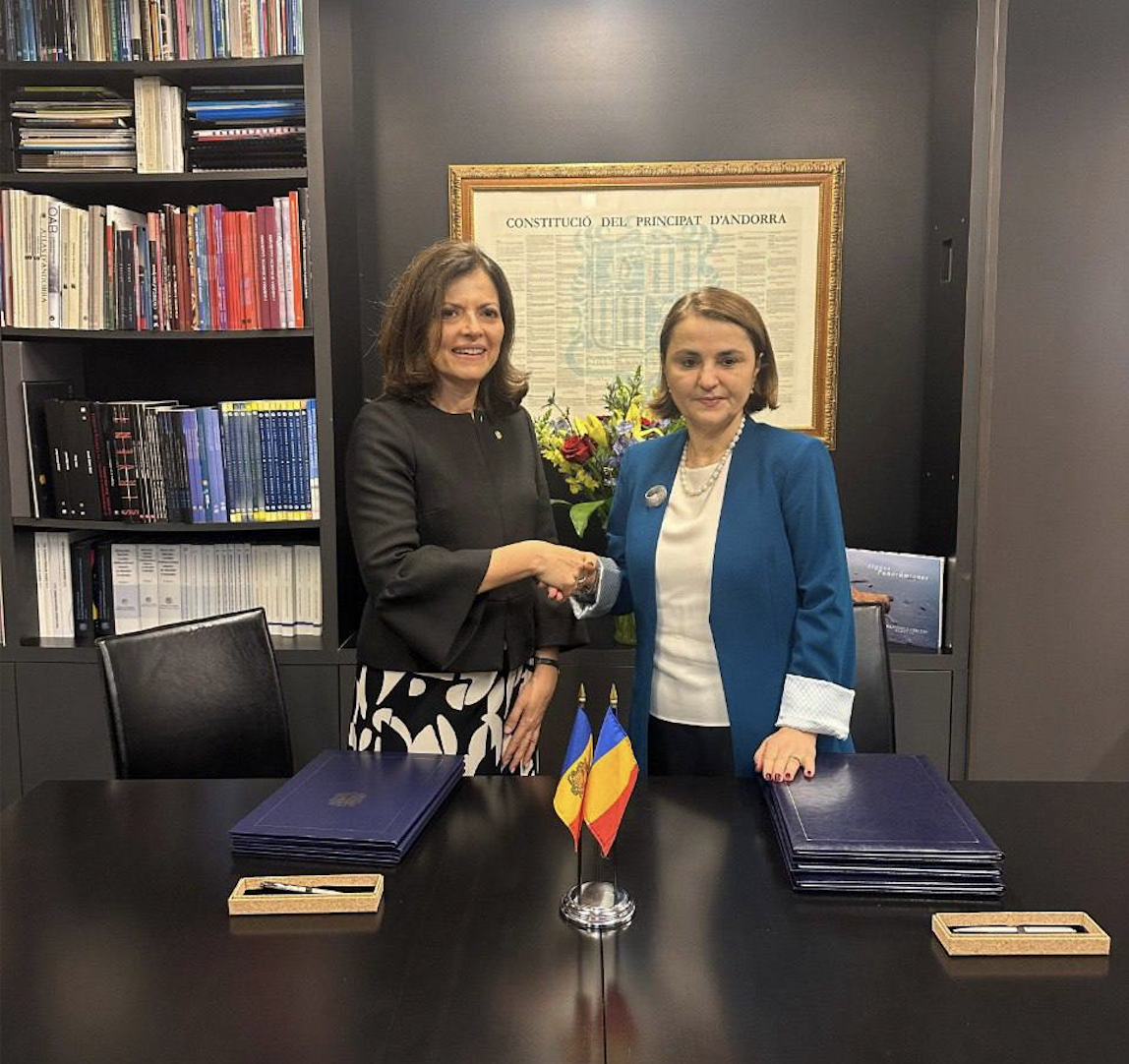 La ministra d’Afers Exteriors, Imma Tor, i la seva homòloga de Romania, Luminița-Teodora Odobescu.