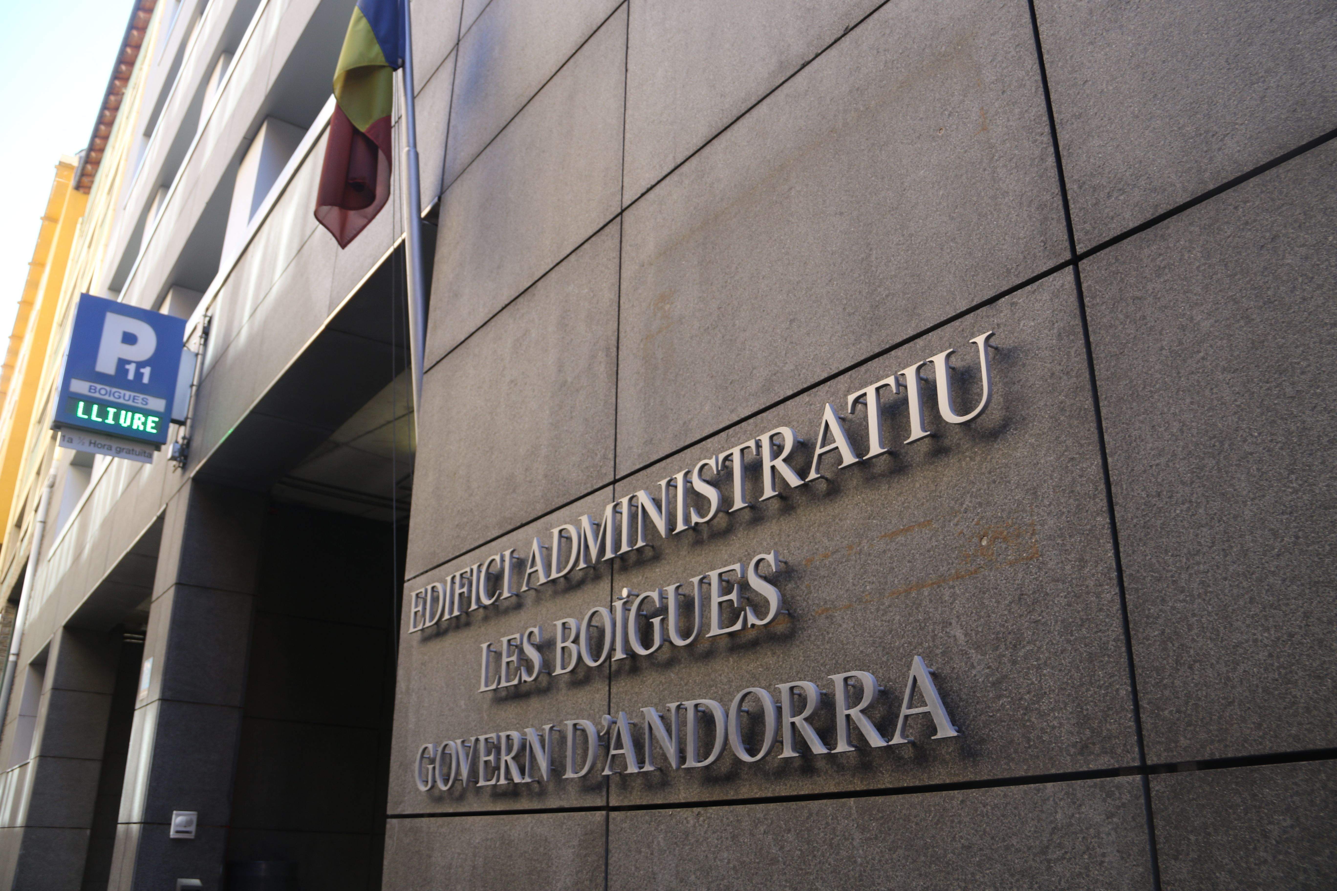 El departament de Treball té la seva seu a l'edifici administratiu de les Boïgues.