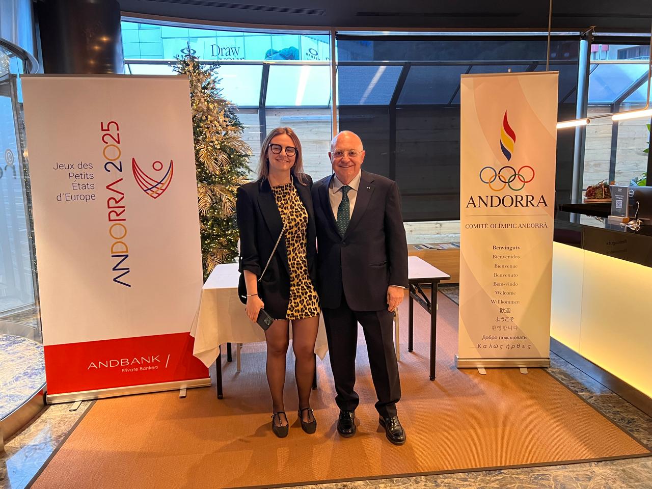 El president d'Andorra 2025, amb la project manager del COA, Clàudia Espot. El president d'Andorra 2025, amb la project manager del COA, Clàudia Espot.