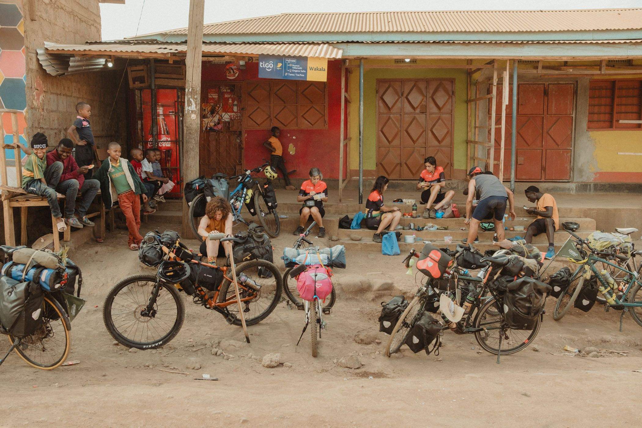 Un moment de l'arribada a Kibera.