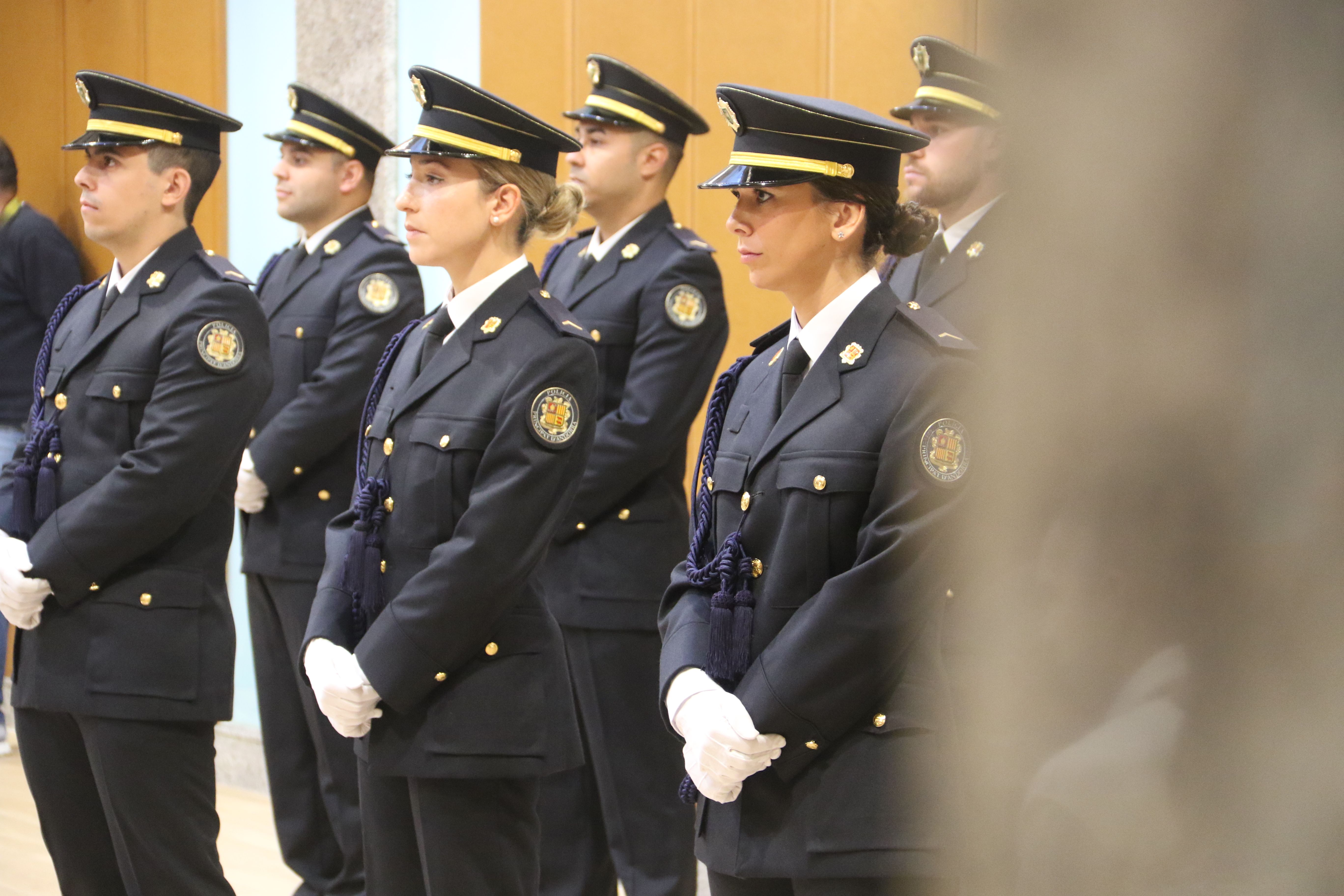 Un moment abans d'iniciar l'acte. Un moment abans d'iniciar l'acte.