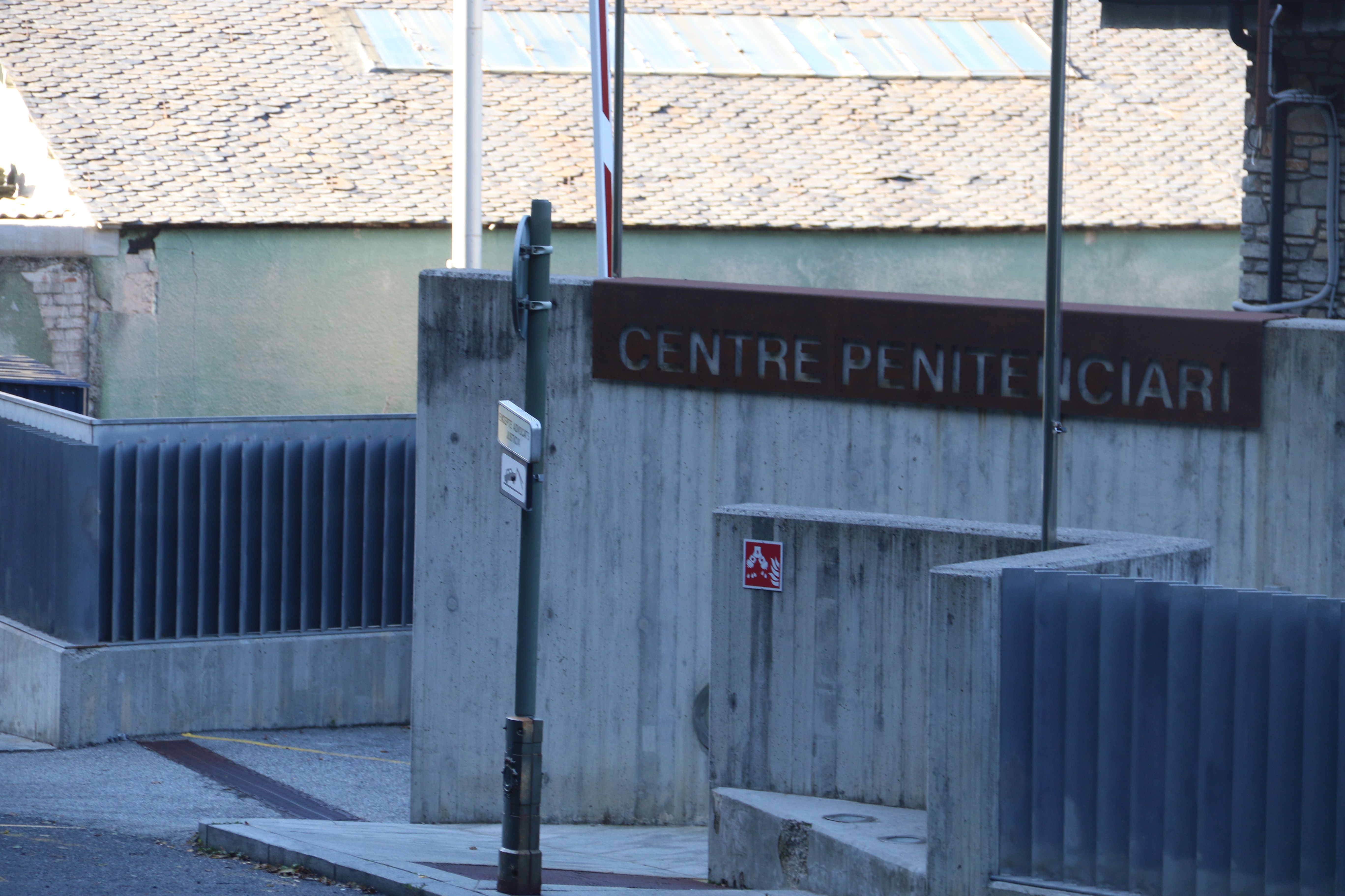 La dona ha sortit del centre penitenciari a mig matí.