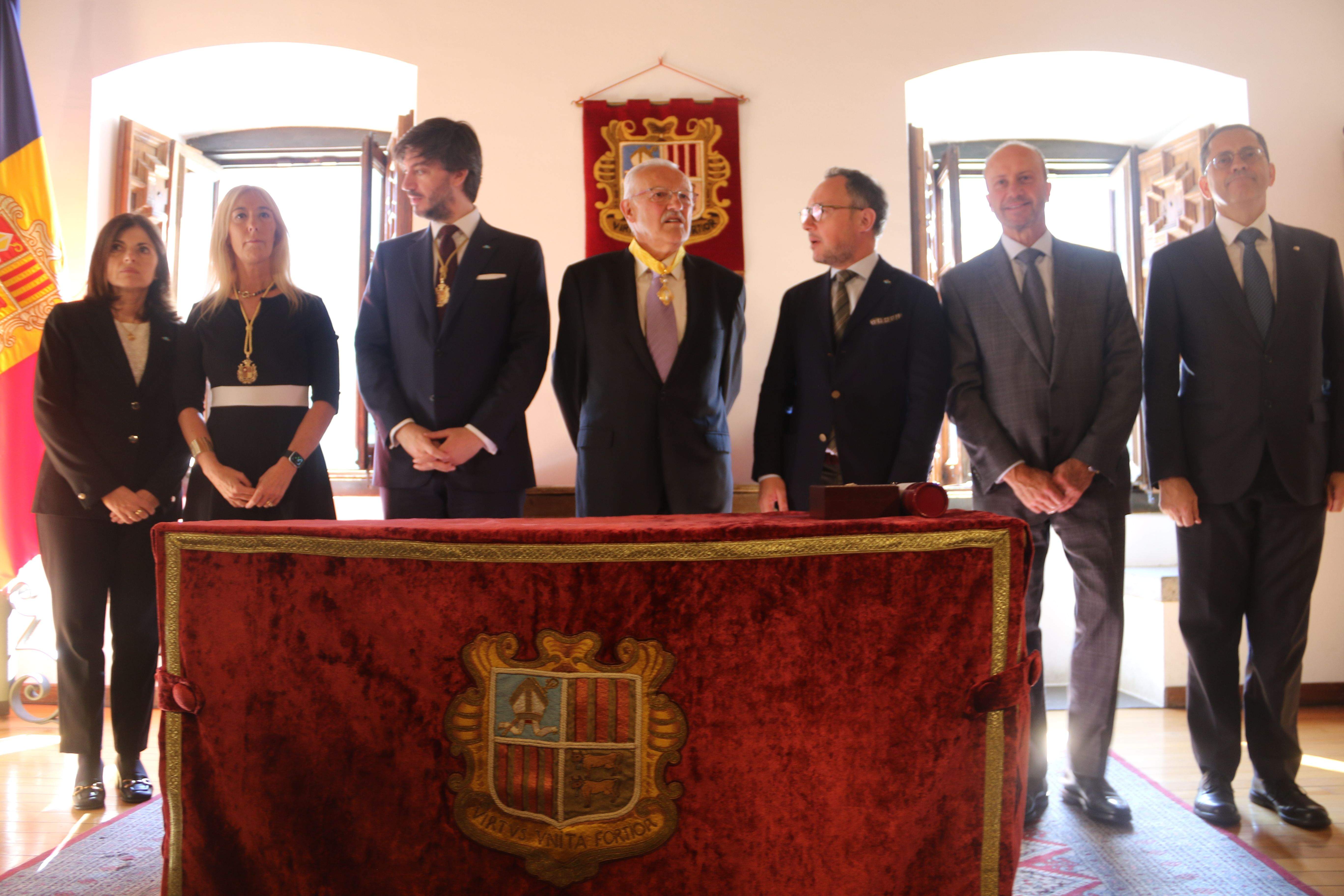 Una foto de grup. Una foto de grup.