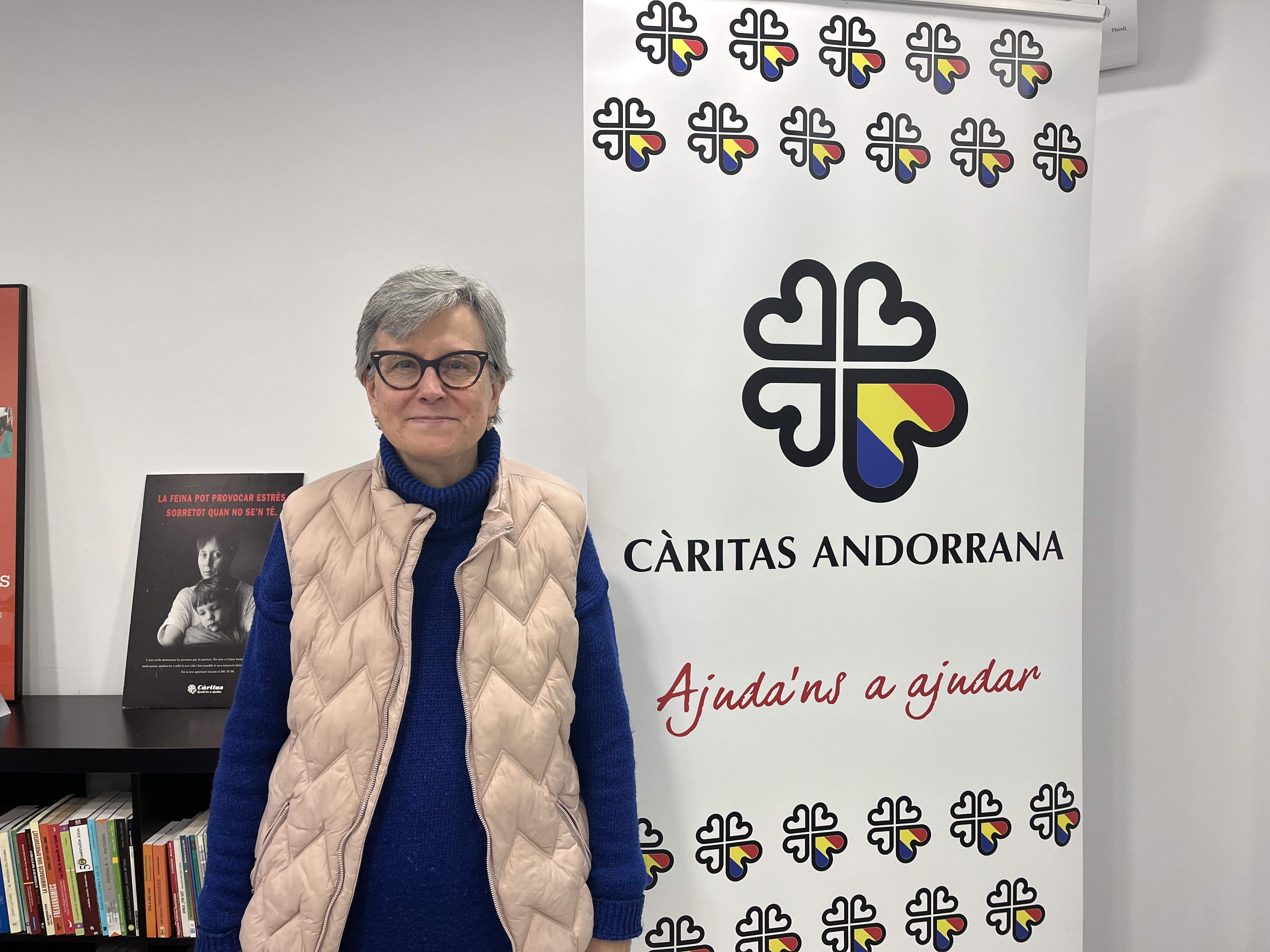 La presidenta de Càritas Andorrana, Anna Maria Villas. La portaveu del Sindicat, Rebeca Bonache.