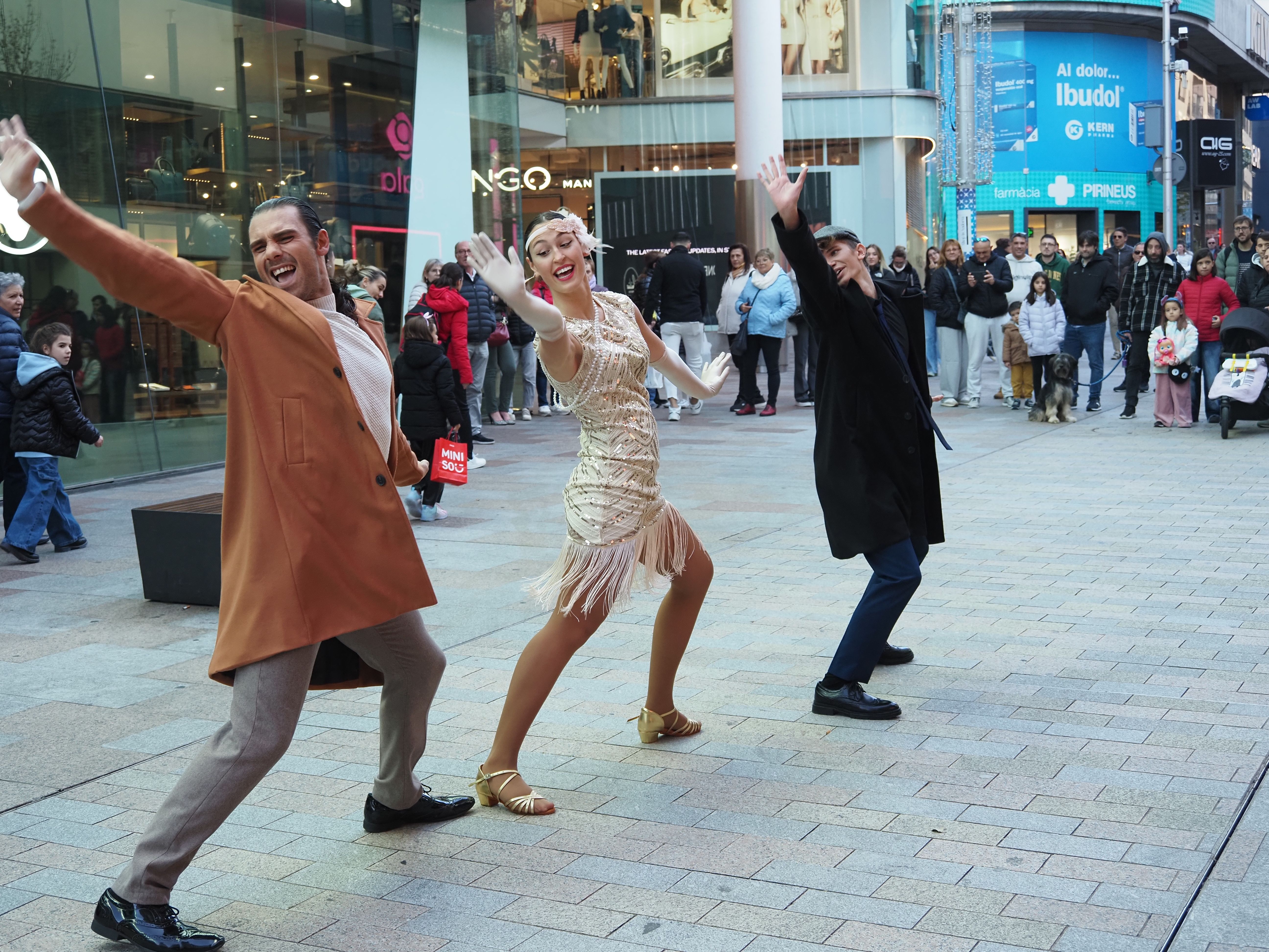 Espectacle de Líquid Dansa al Espectacle de Líquid Dansa al