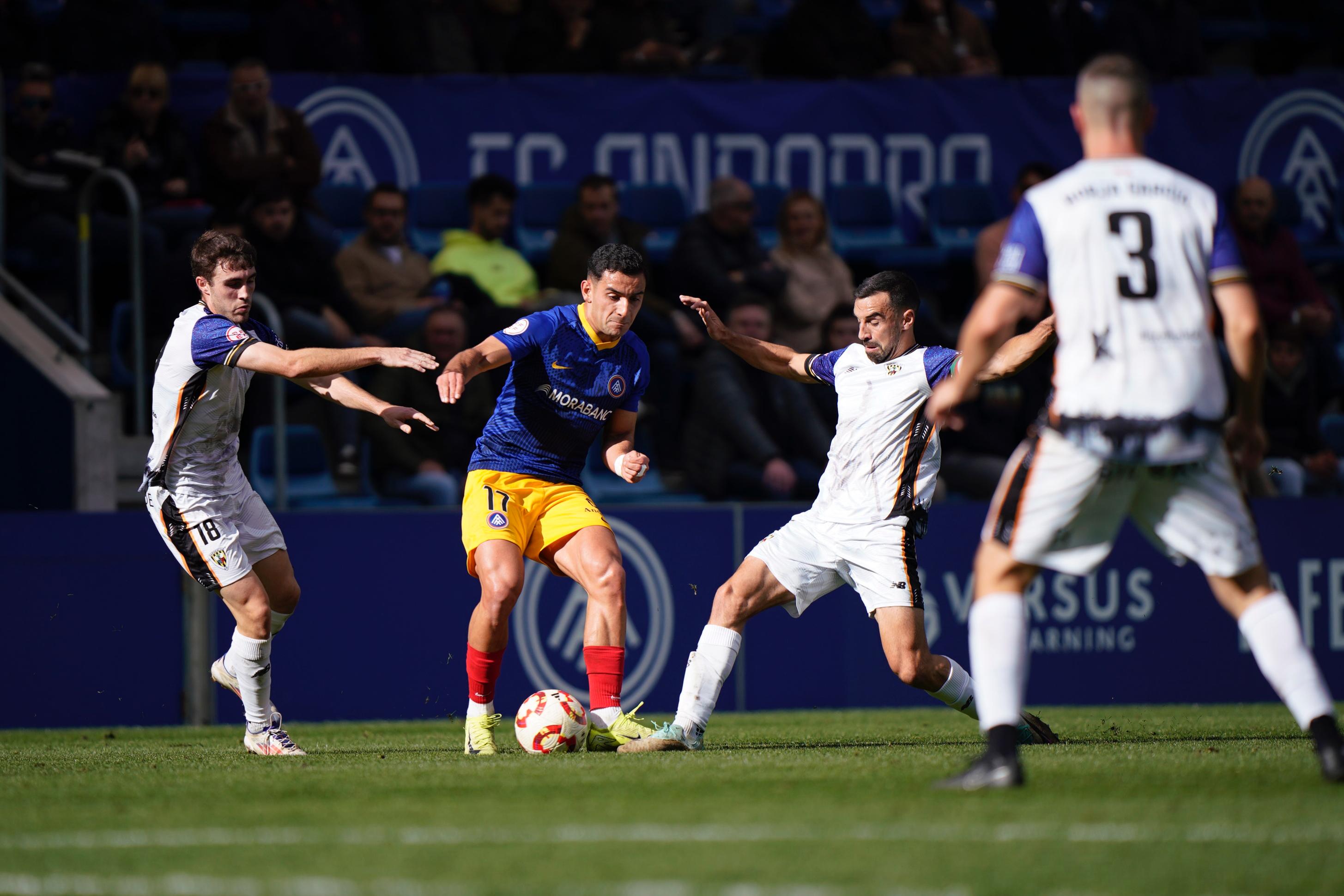 Clemente ha estat expulsat al temps afegit. Clemente ha estat expulsat al temps afegit.