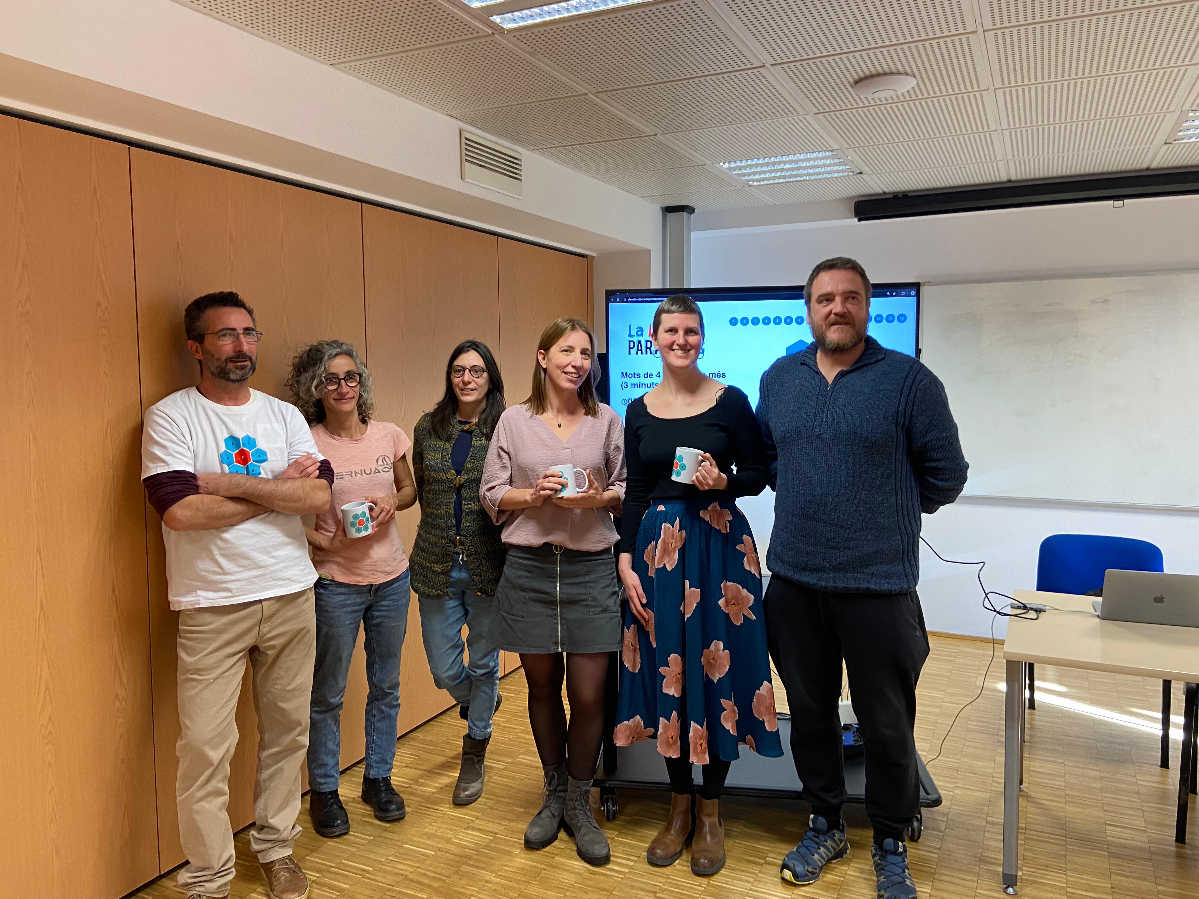 Colomer, al centre de la imatge amb els altres classificats i el conductor Pau Vidal. Colomer, al centre de la imatge amb els altres classificats i el conductor Pau Vidal.