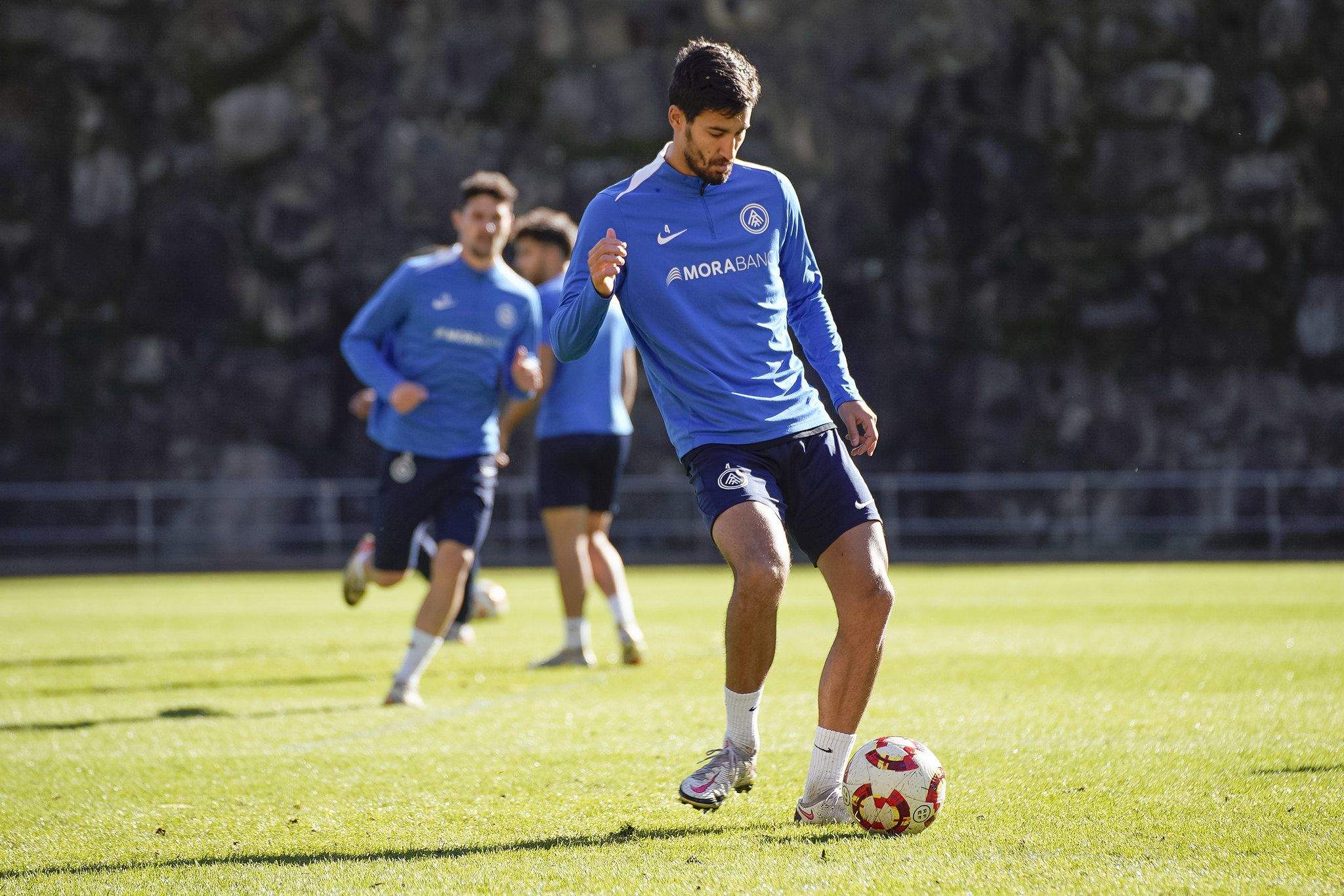 L'ex del Nàstic Pablo Trigueros podria ser una de les novetats a l'onze inicial. La portaveu del Sindicat, Rebeca Bonache.
