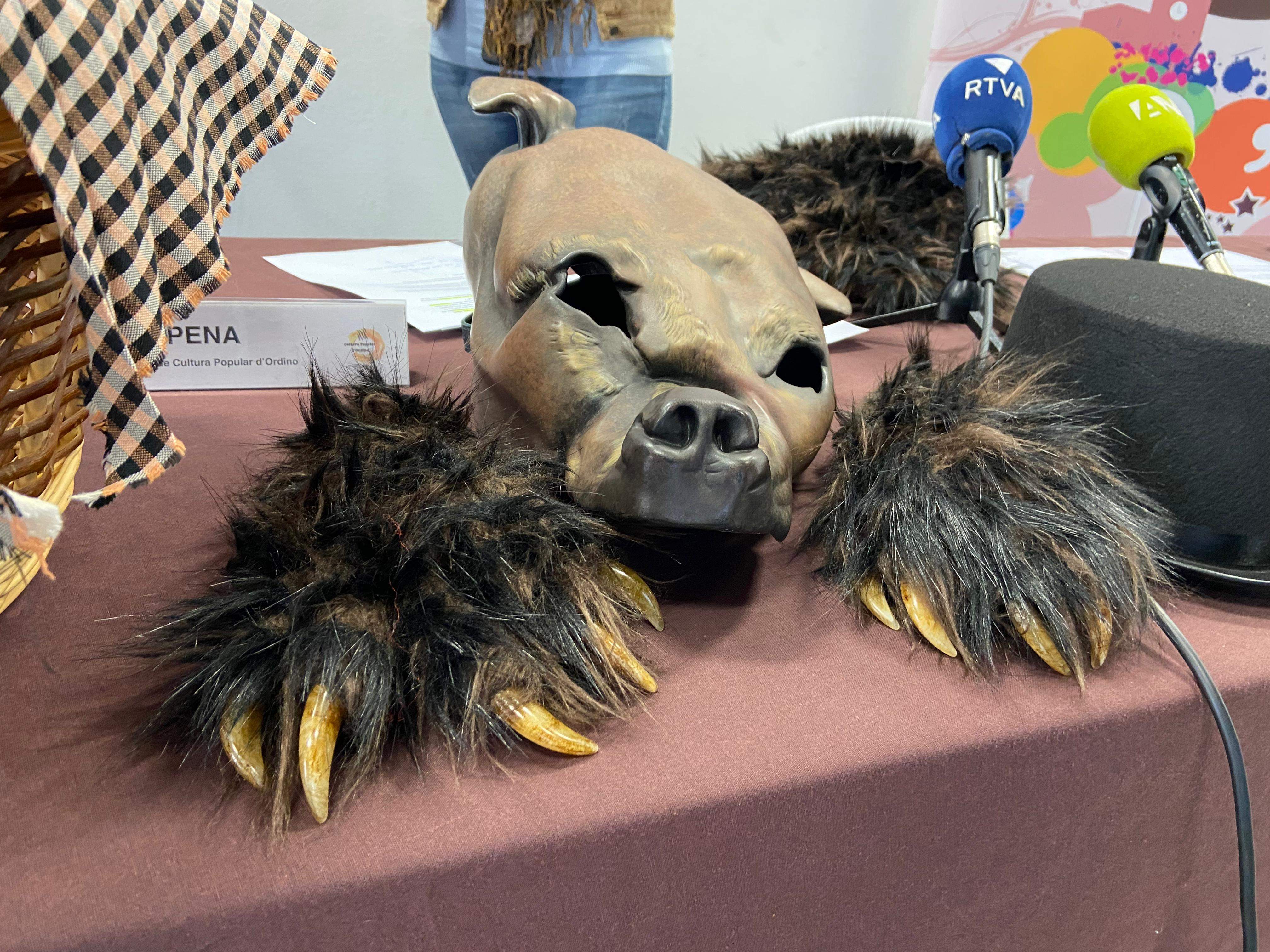 Així serà la nova mascara d'òs dissecat i les seves urpes. Així serà la nova mascara d'òs dissecat i les seves urpes.