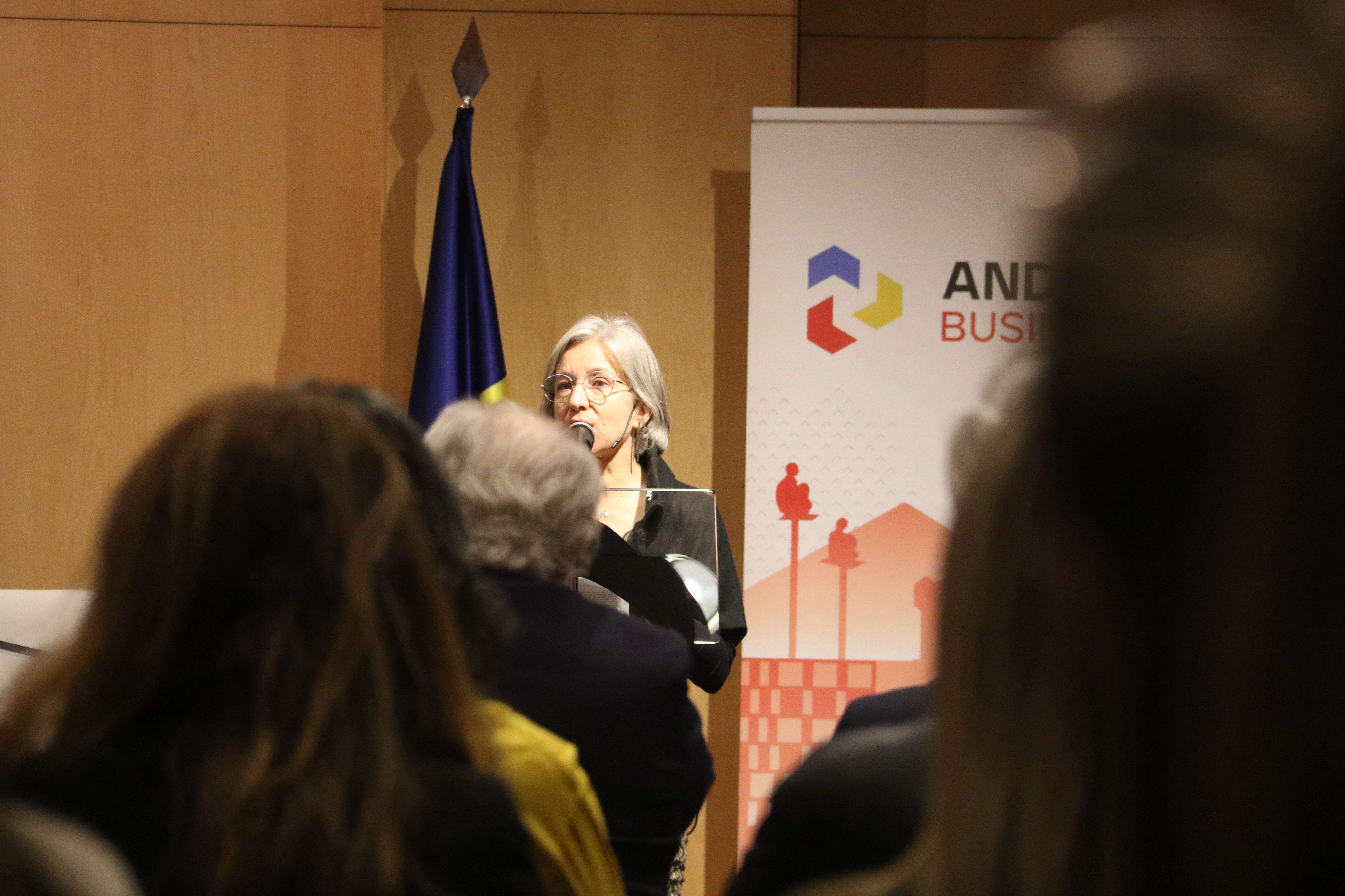 Judith Hidalgo ha anat introduïnt les diferents compareixences.