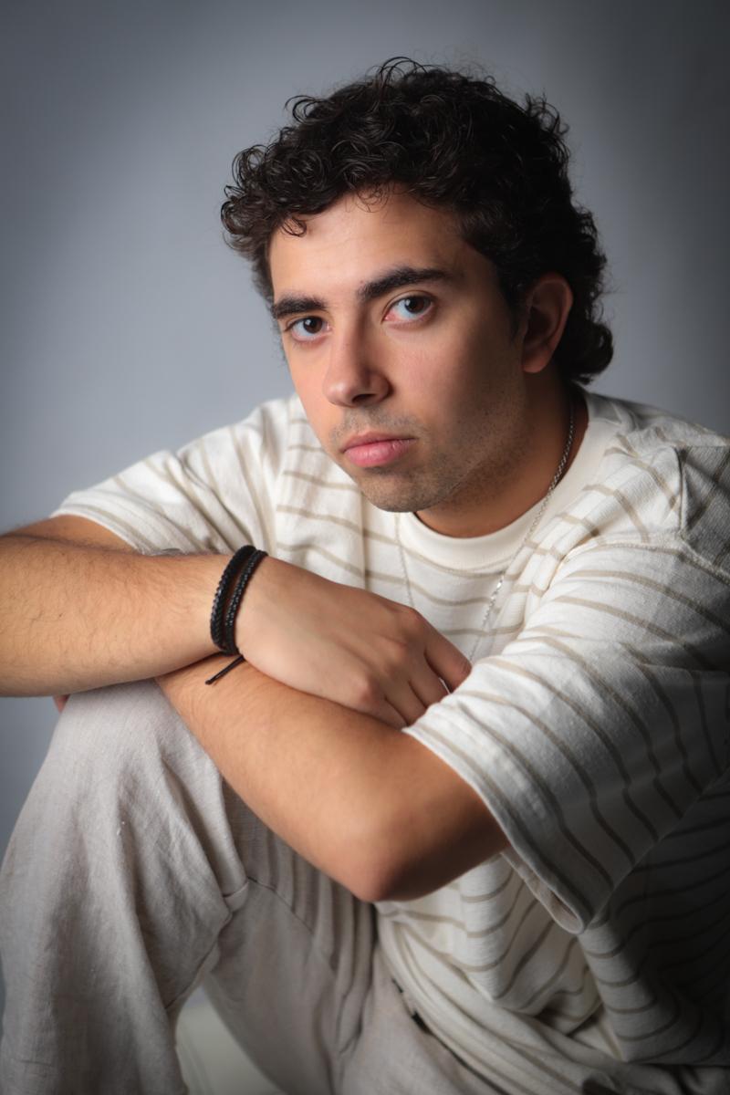 WhatsApp Image 2024 11 19 at 23.29.49 (1) WhatsApp Image 2024 11 19 at 23.29.49 (1)