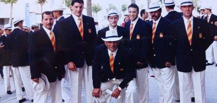 José Ortega, amb alguns integrants de l'equip nacional, a la cerimònia inaugural dels Jocs de Barcelona'92. José Ortega, amb alguns integrants de l'equip nacional, a la cerimònia inaugural dels Jocs de Barcelona'92.