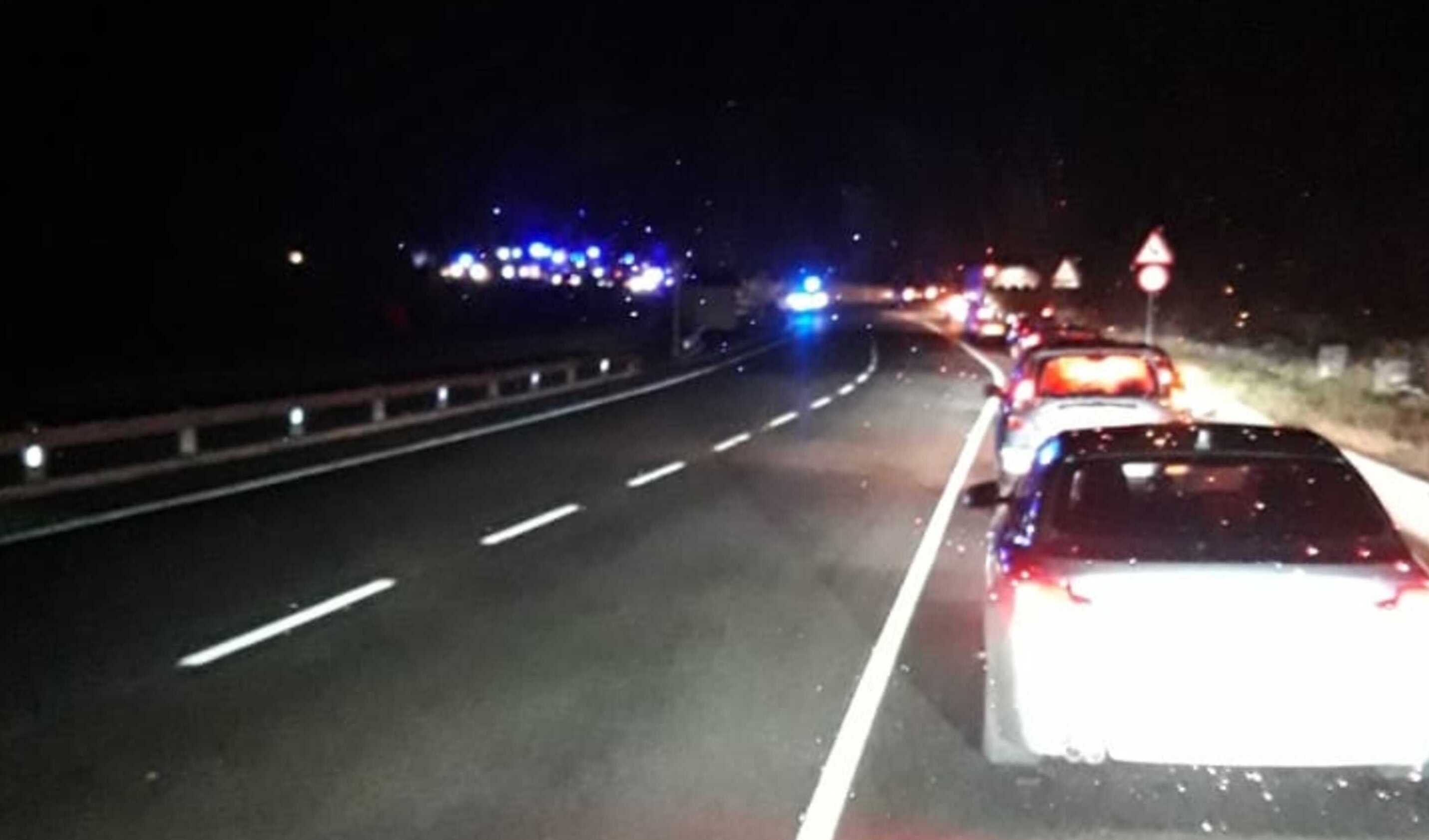 Cua generada per un anterior accident ocorregut a la mateixa zona de la CG2.