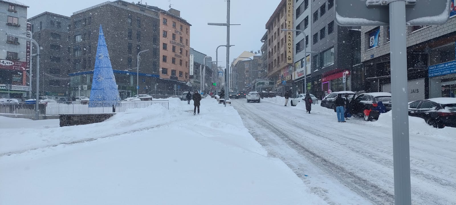 Nevada al Pas de la Casa.