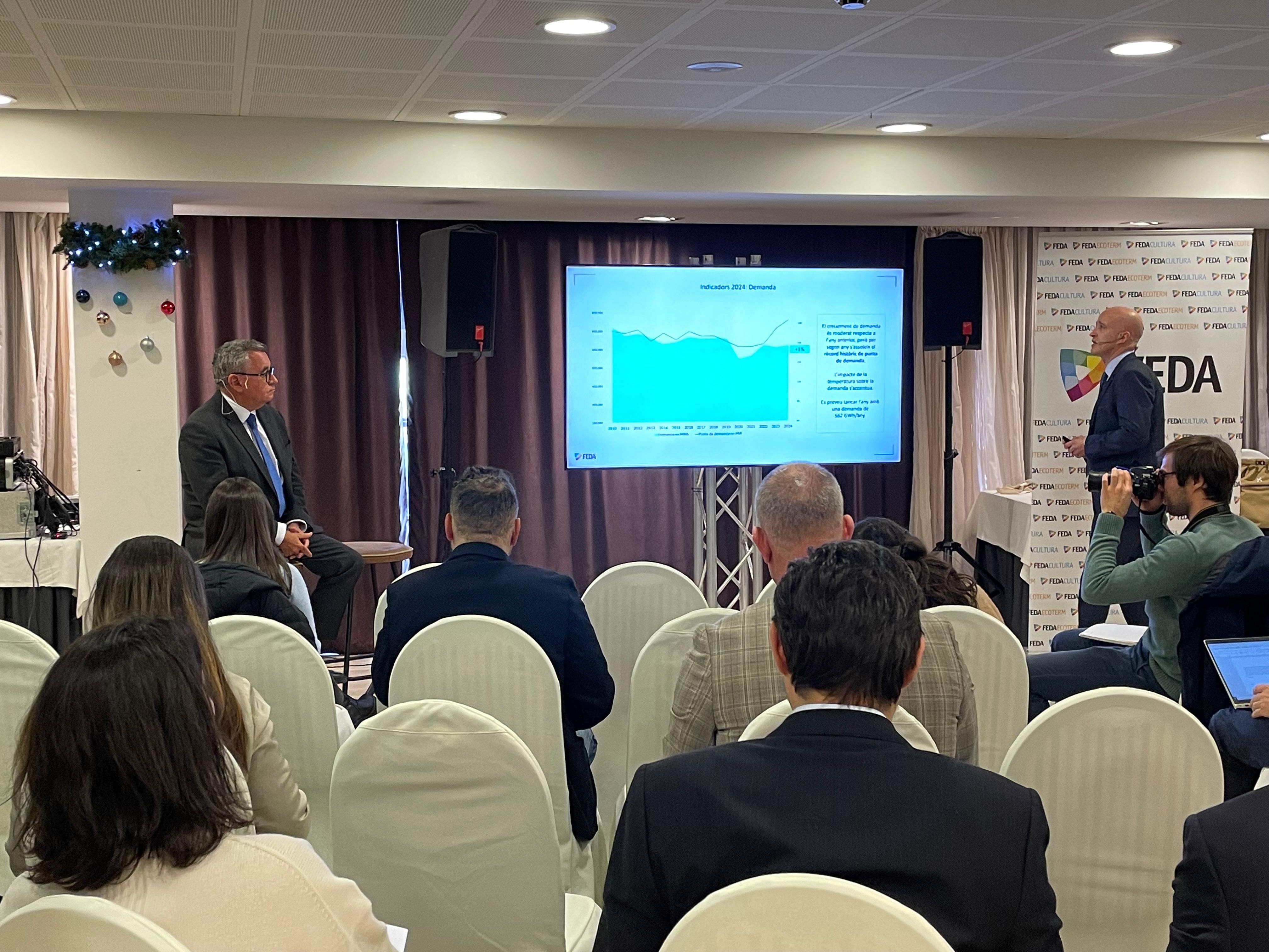 Albert Moles i Jordi Travé durant la presentació dels resultats del 2024.